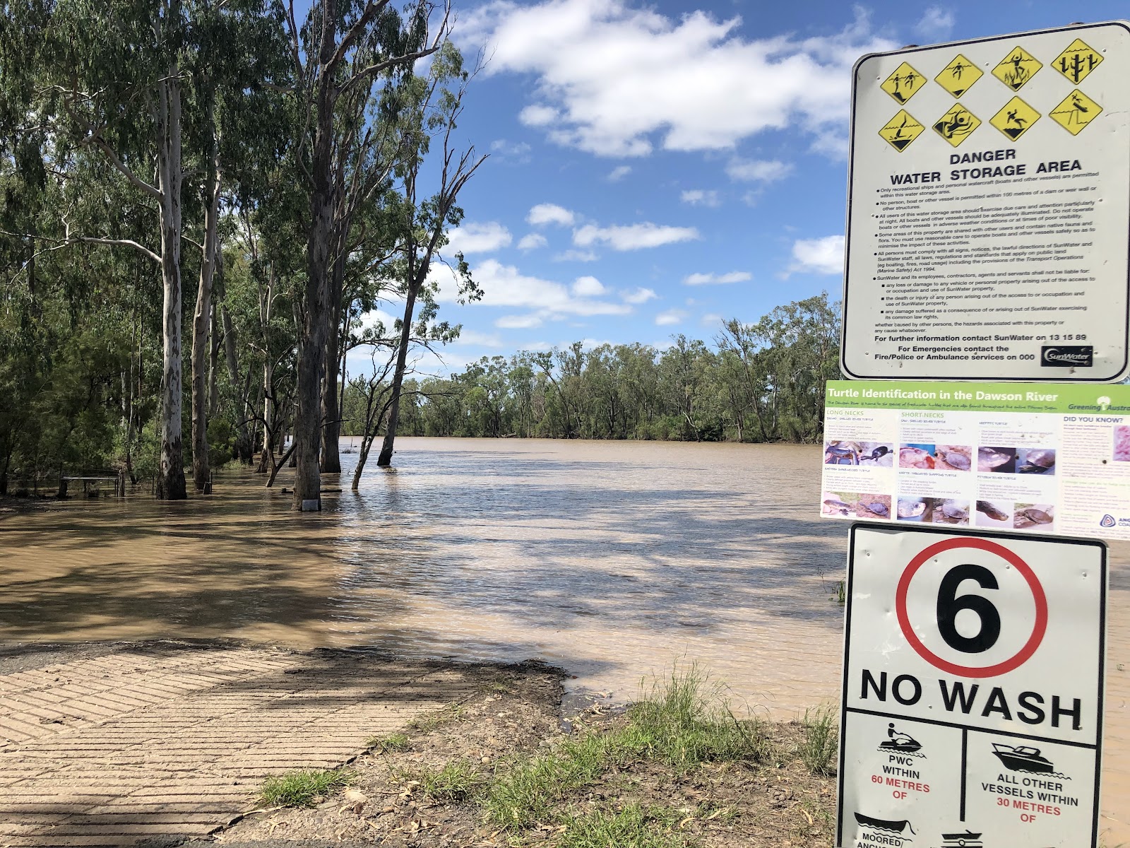 Moura Apex River Park 2