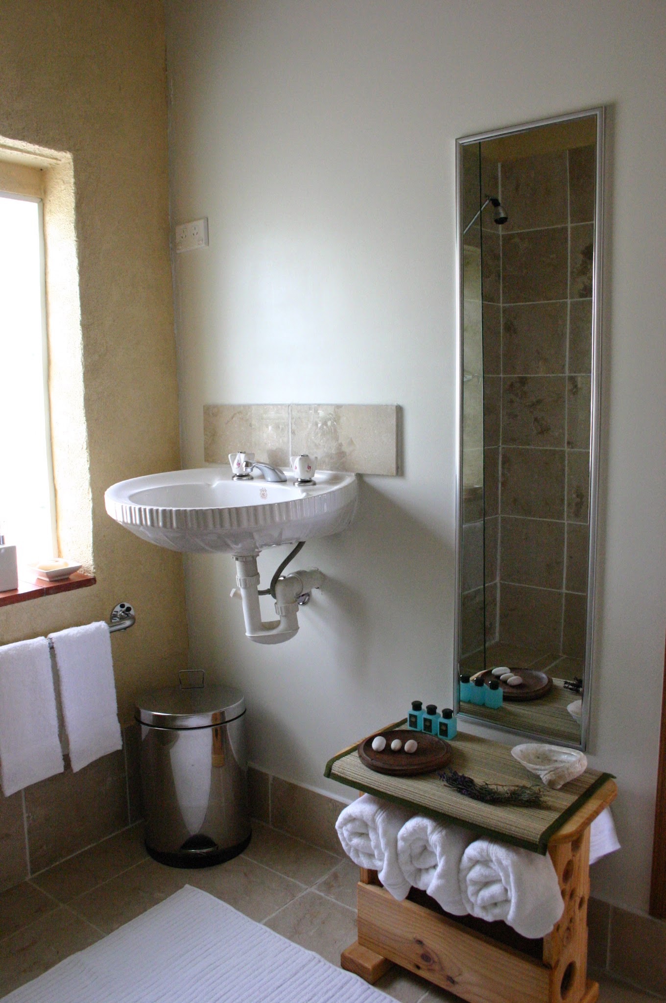 Cherry Top Farmstay ~ Boutique Eco Village 10