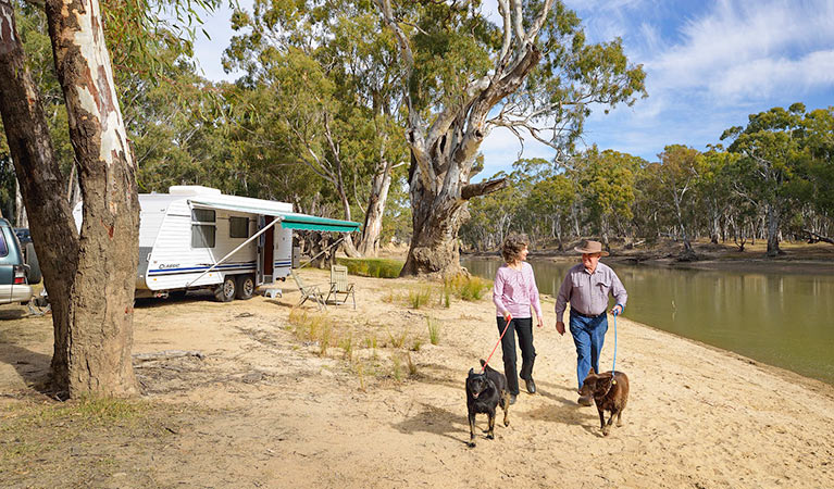 Deniliquin campgrounds 3
