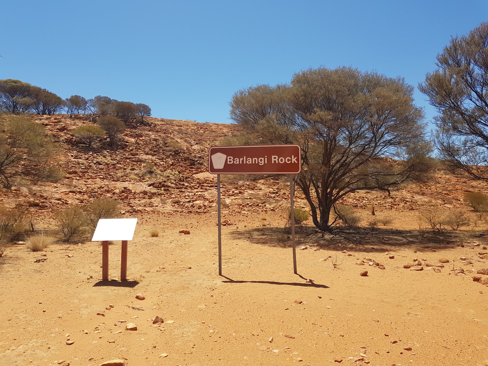 Barlangi Rock 3
