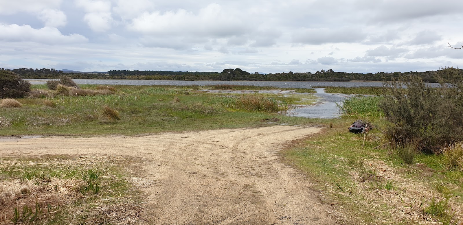 Big Waterhouse Lake Camping Area - Waterhouse Cons Area 2