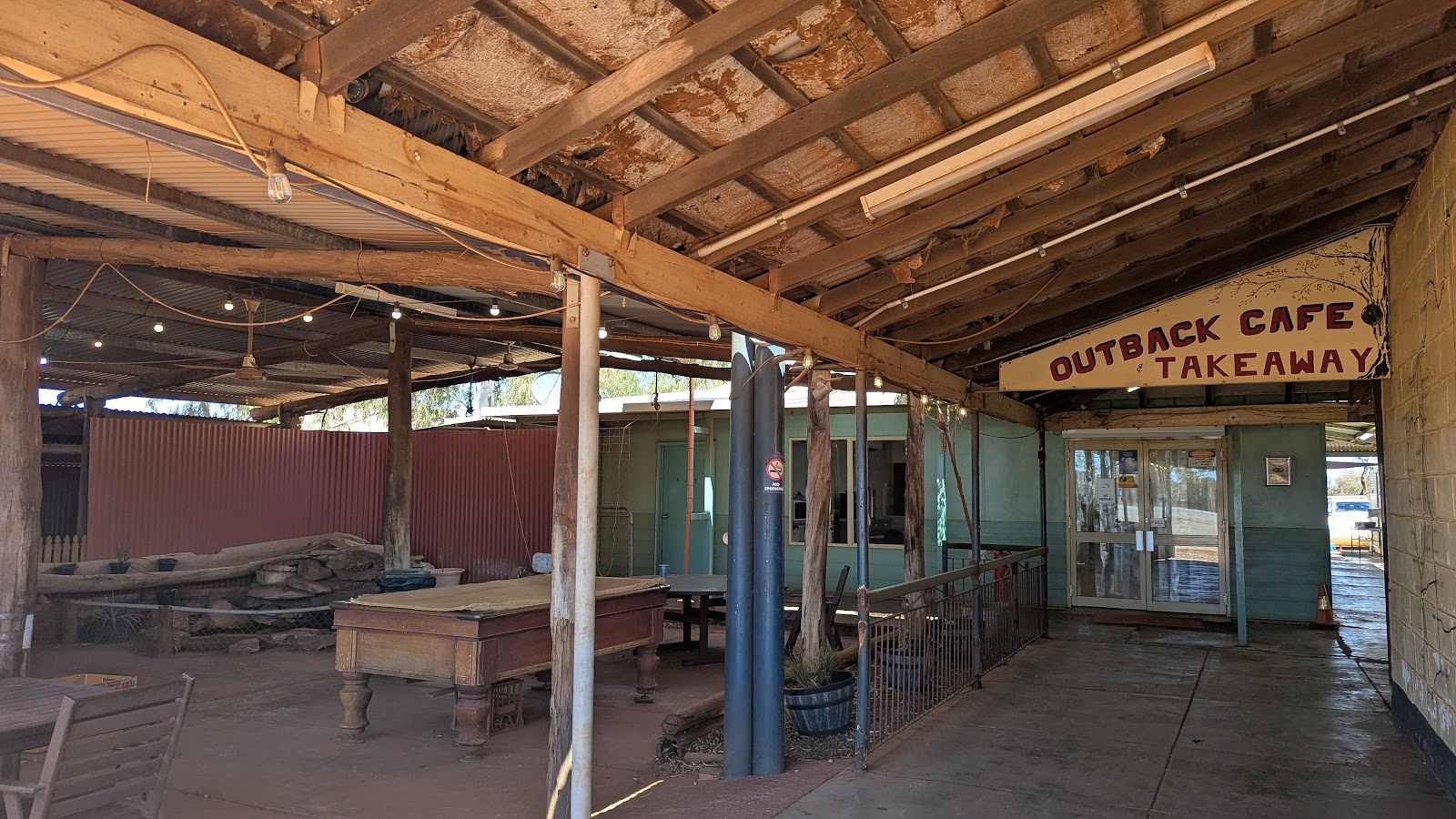 Kumarina RoadHouse Petrol Station 2