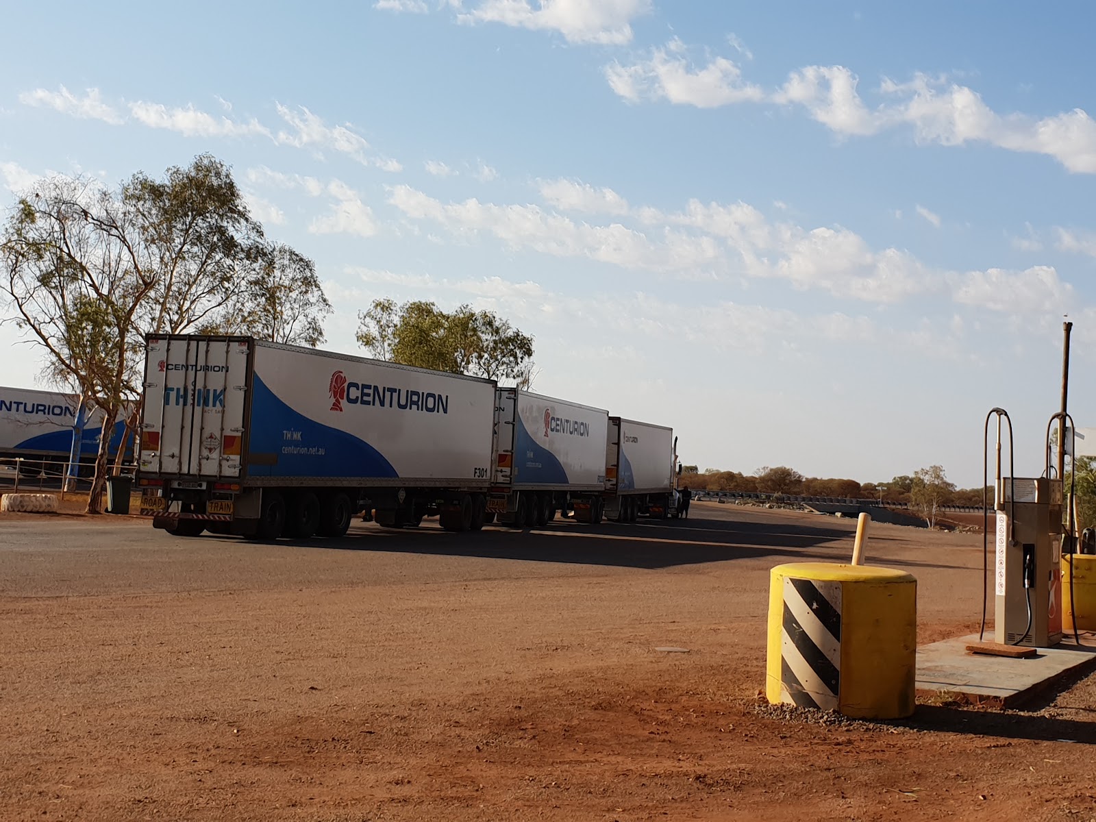 Kumarina RoadHouse Petrol Station 3