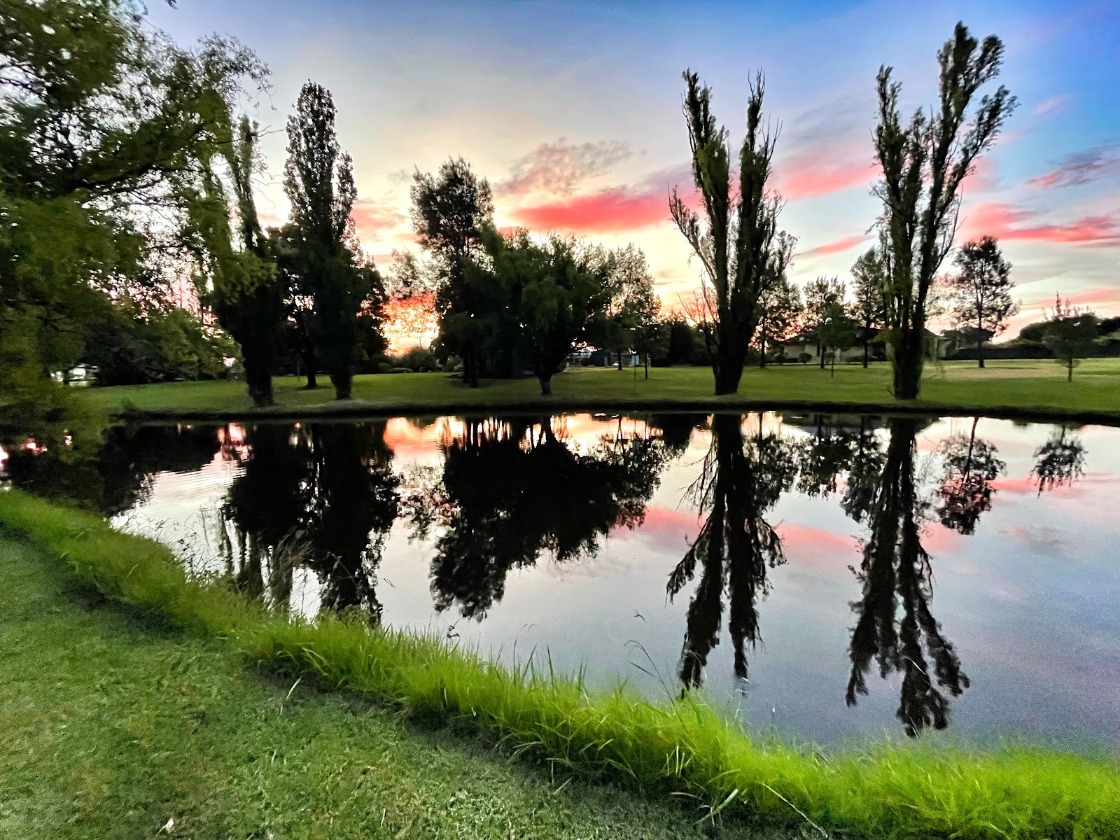 Lockhart Caravan Park 2