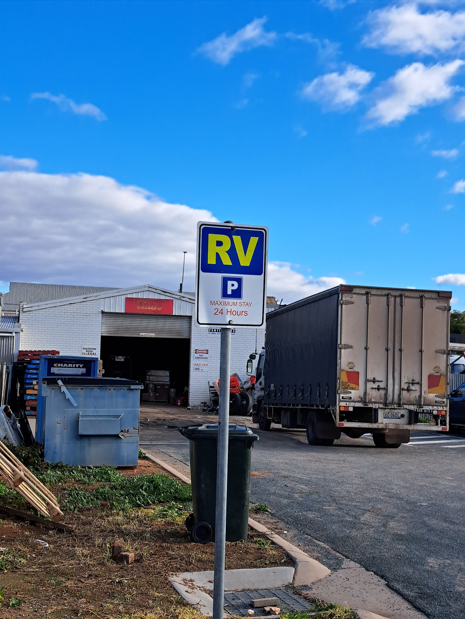 Balranald Caravan Park 3