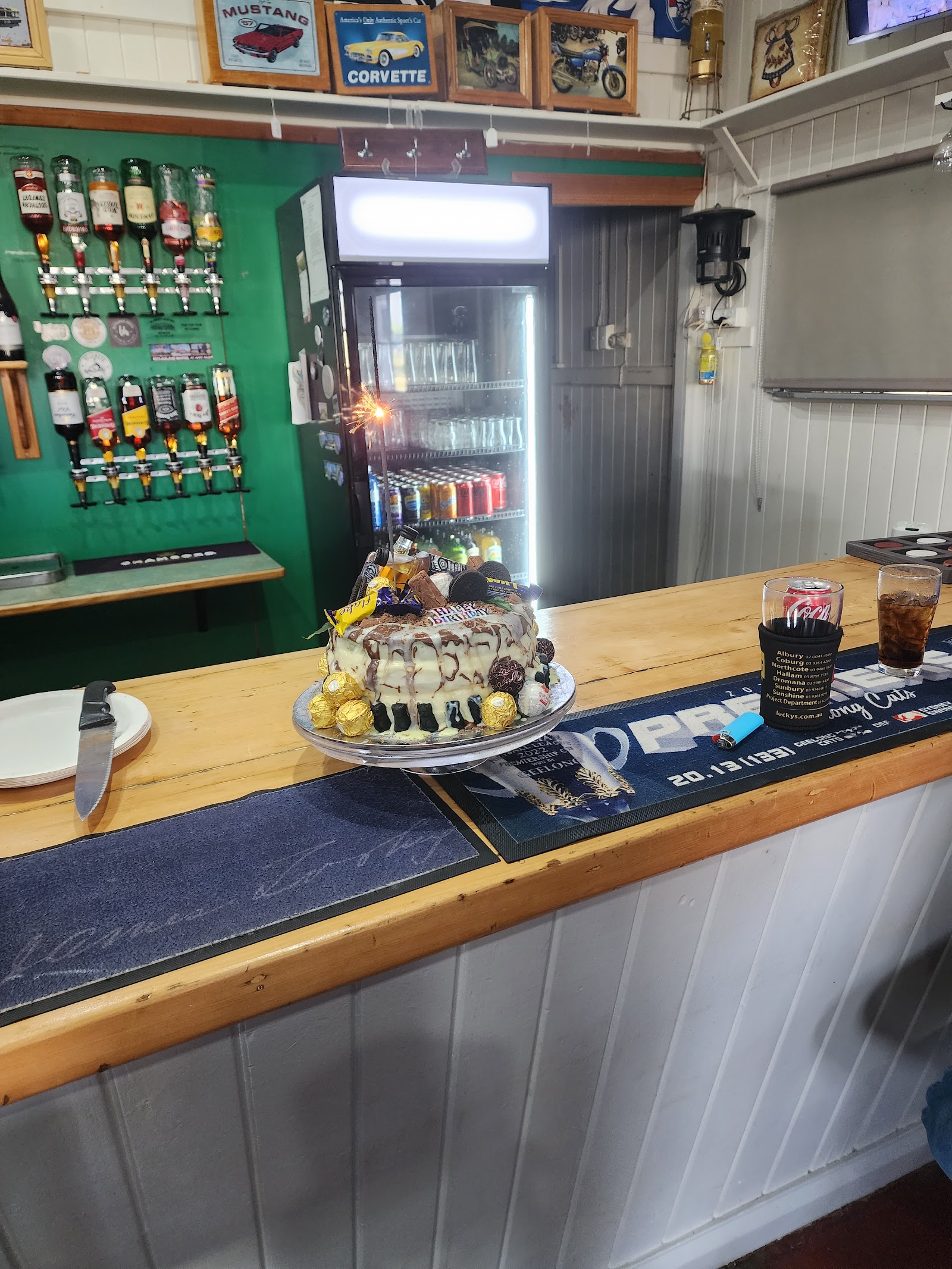 Mulgildie Hotel Freecamp - see bar 3