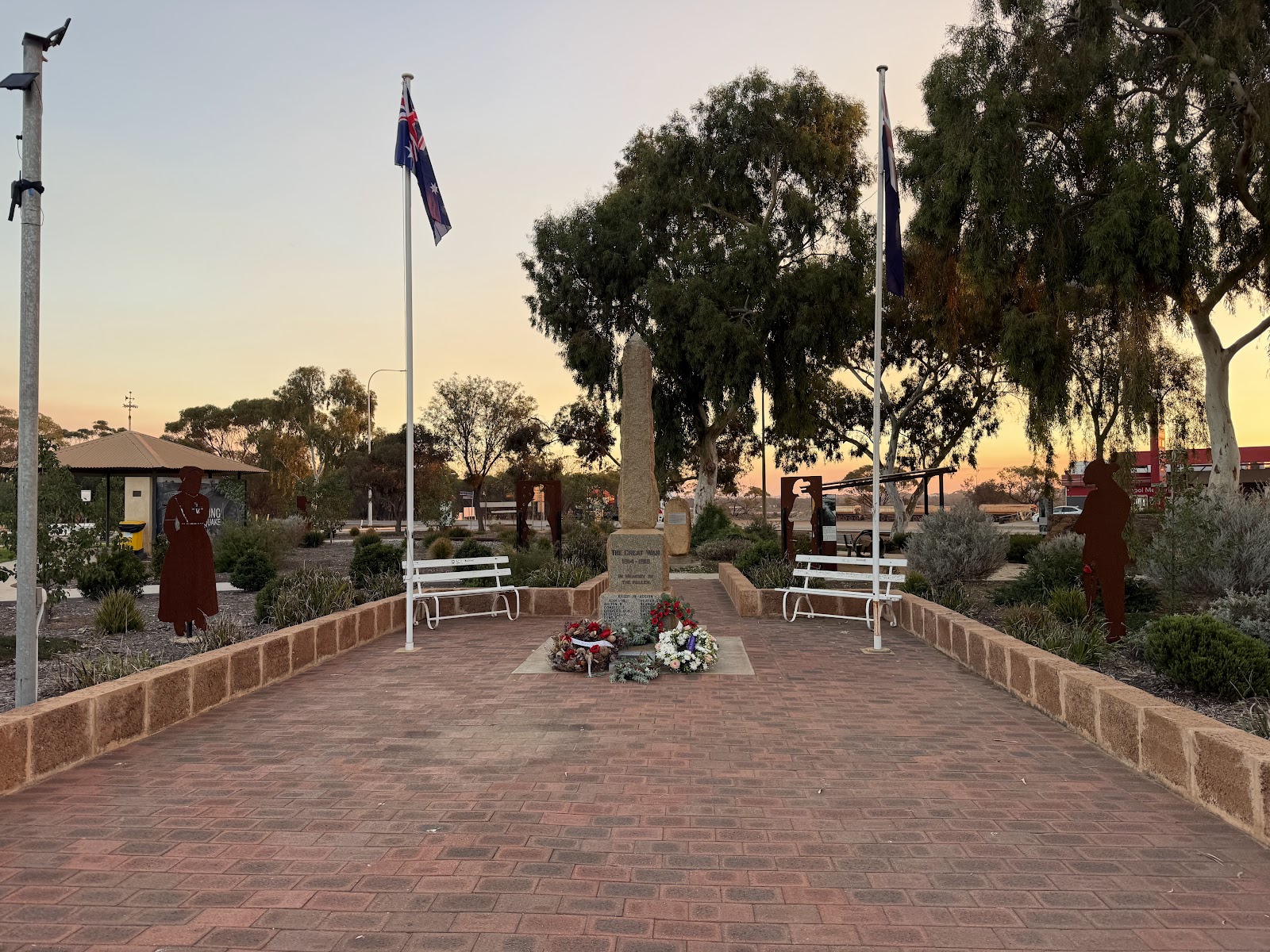 Meckering Earthquake Gazebo & Memorial Rose Garden 3