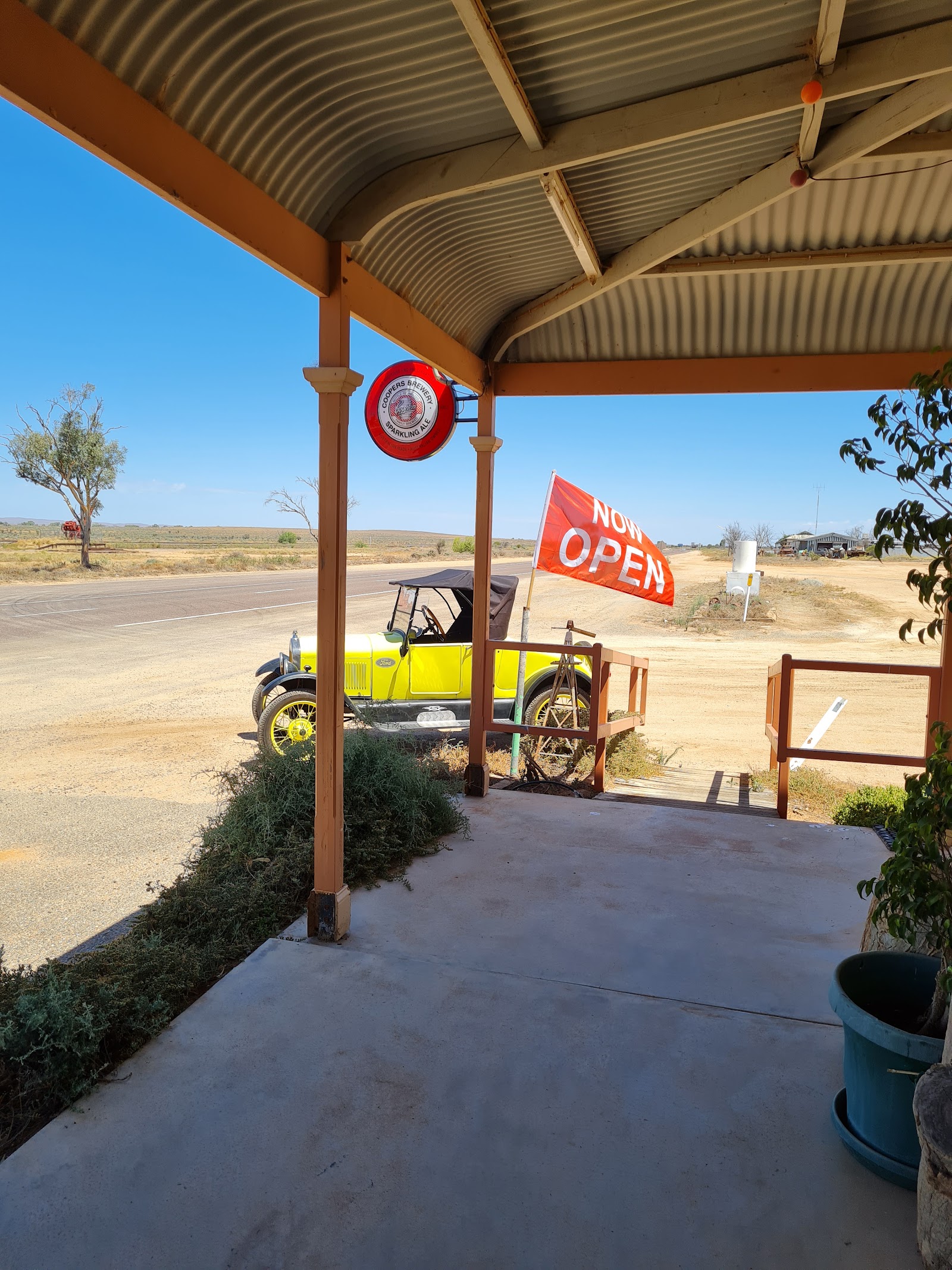 Olary Hotel 4
