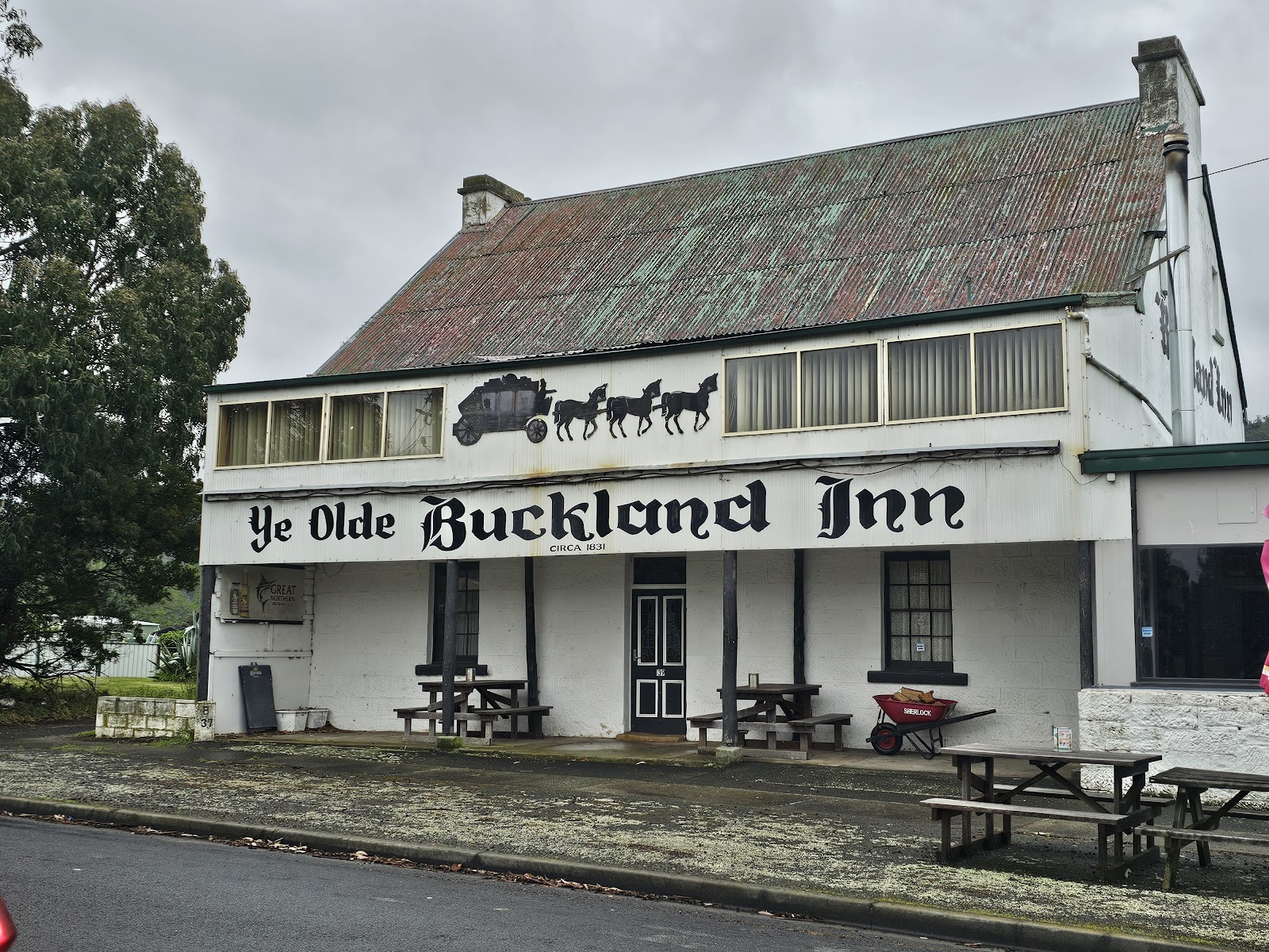 Ye Olde Buckland Inn 3