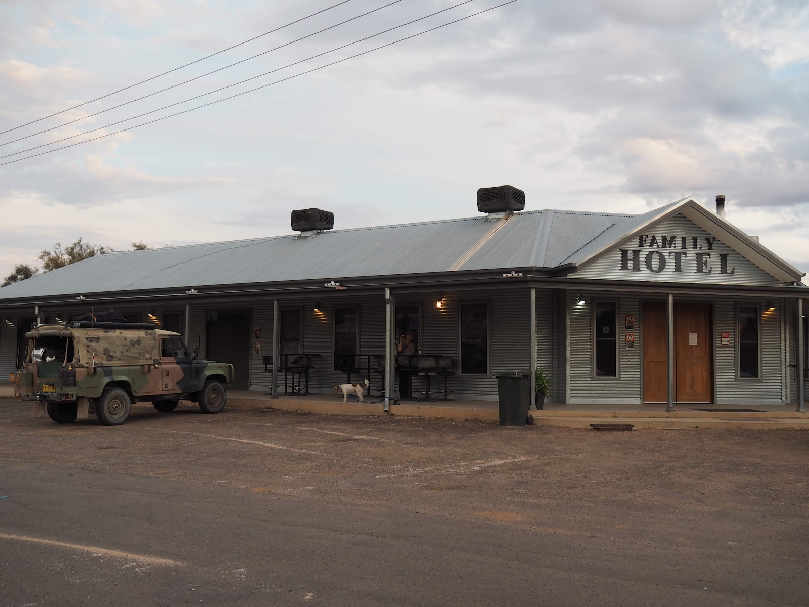 Carrathool Family Hotel 3
