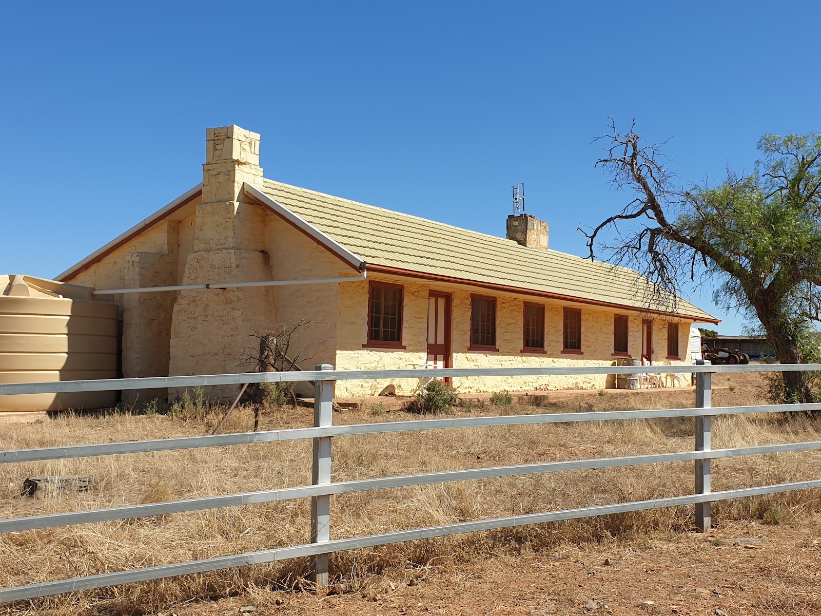 Edeowie Station 2