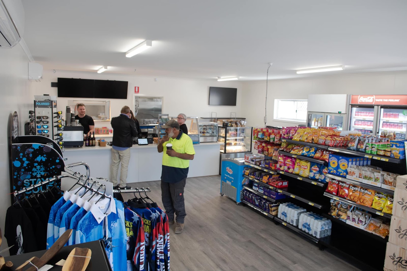 Yalata Roadhouse and Caravan Park 2