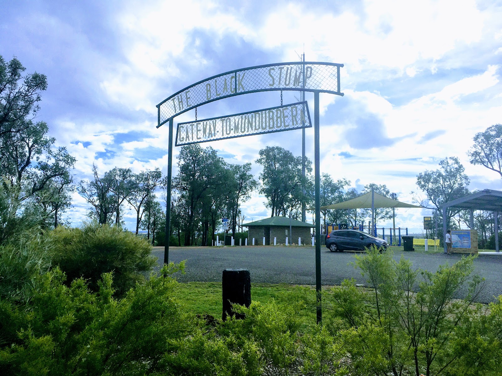 The Black Stump - Gateway to Mundubbera 3