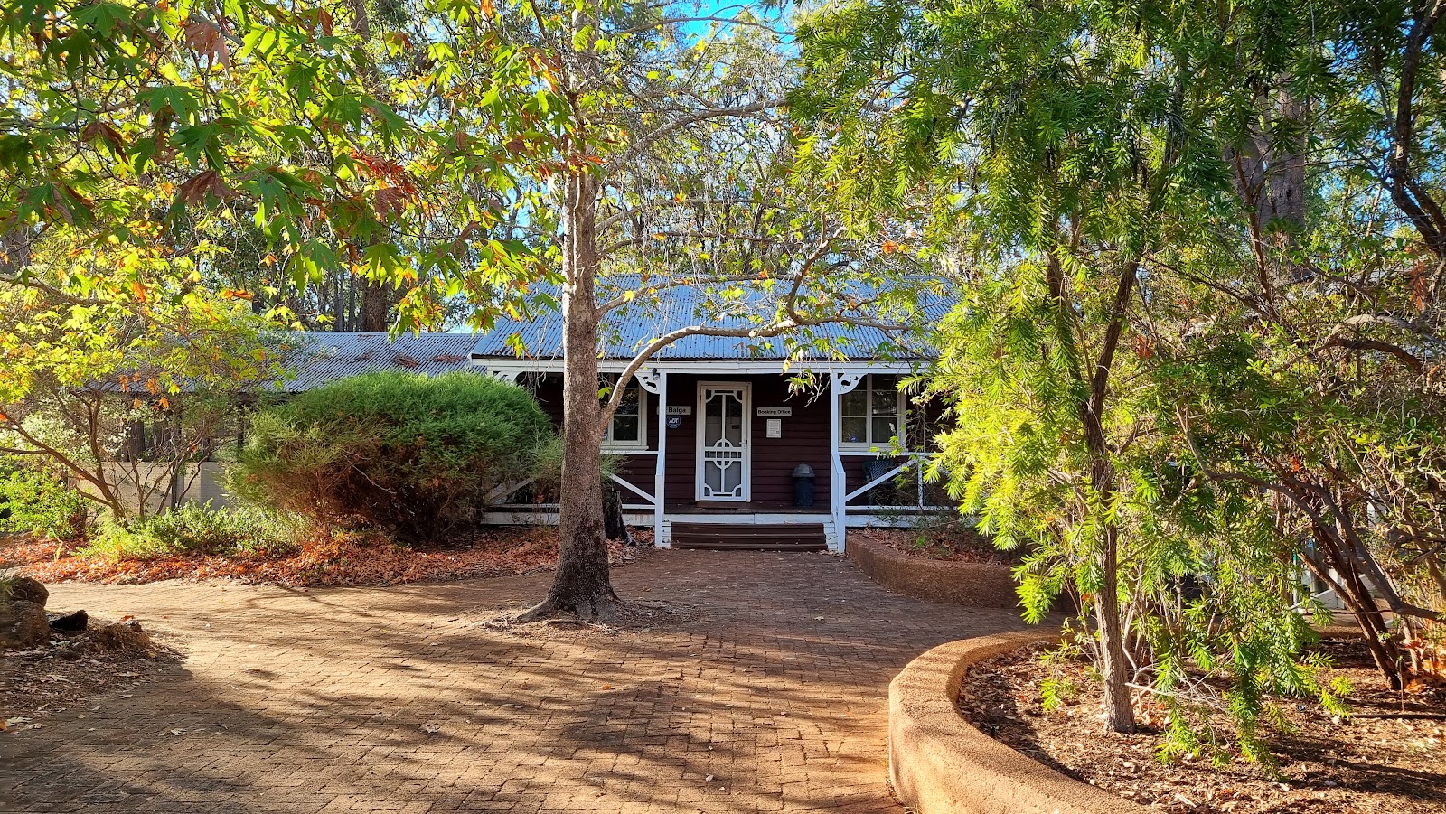 Perth Hills Discovery Centre and Campground 2