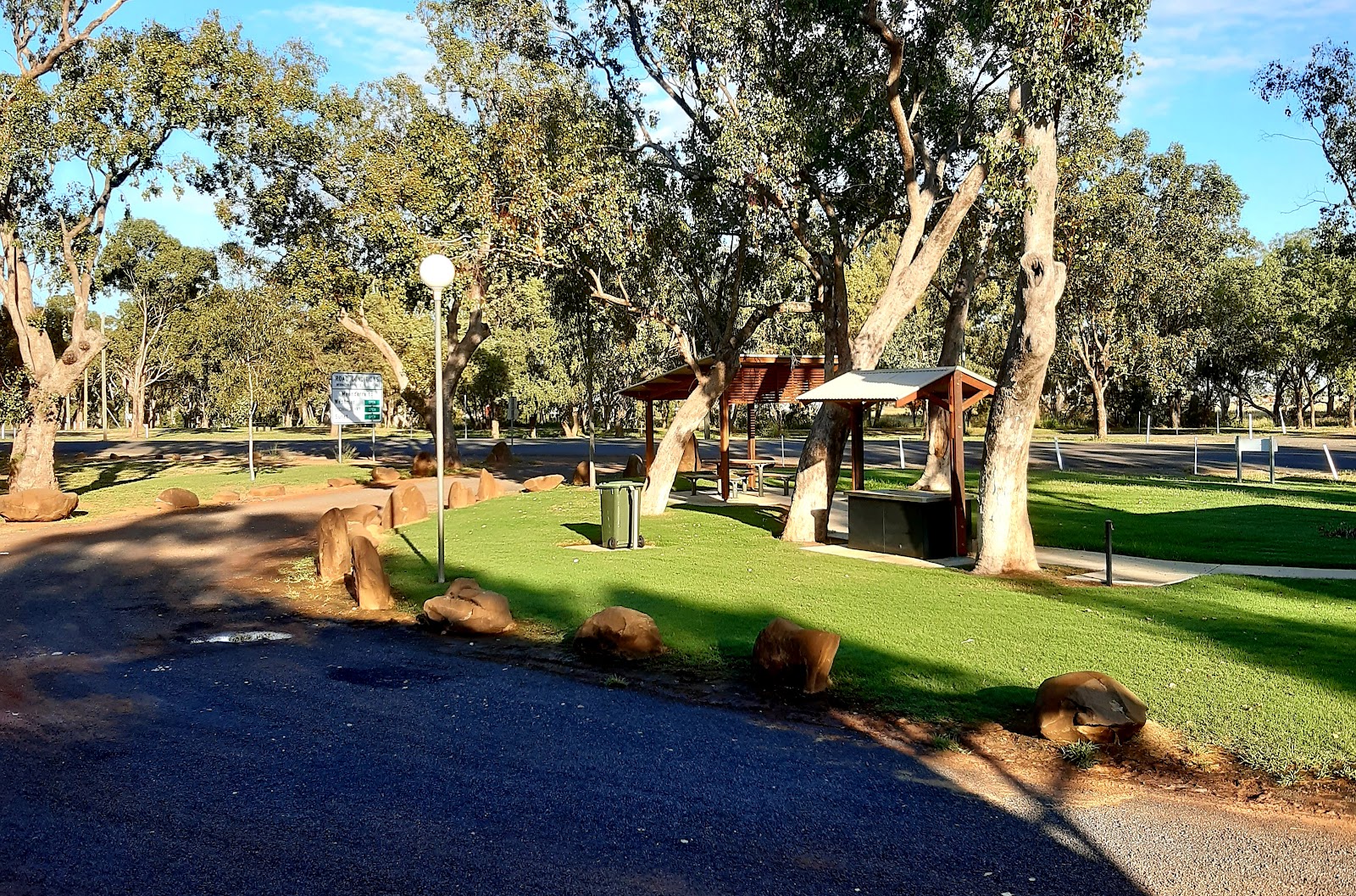Brigalow Creek (North)  Camping Area / Meandarra Powered Camping Area 2