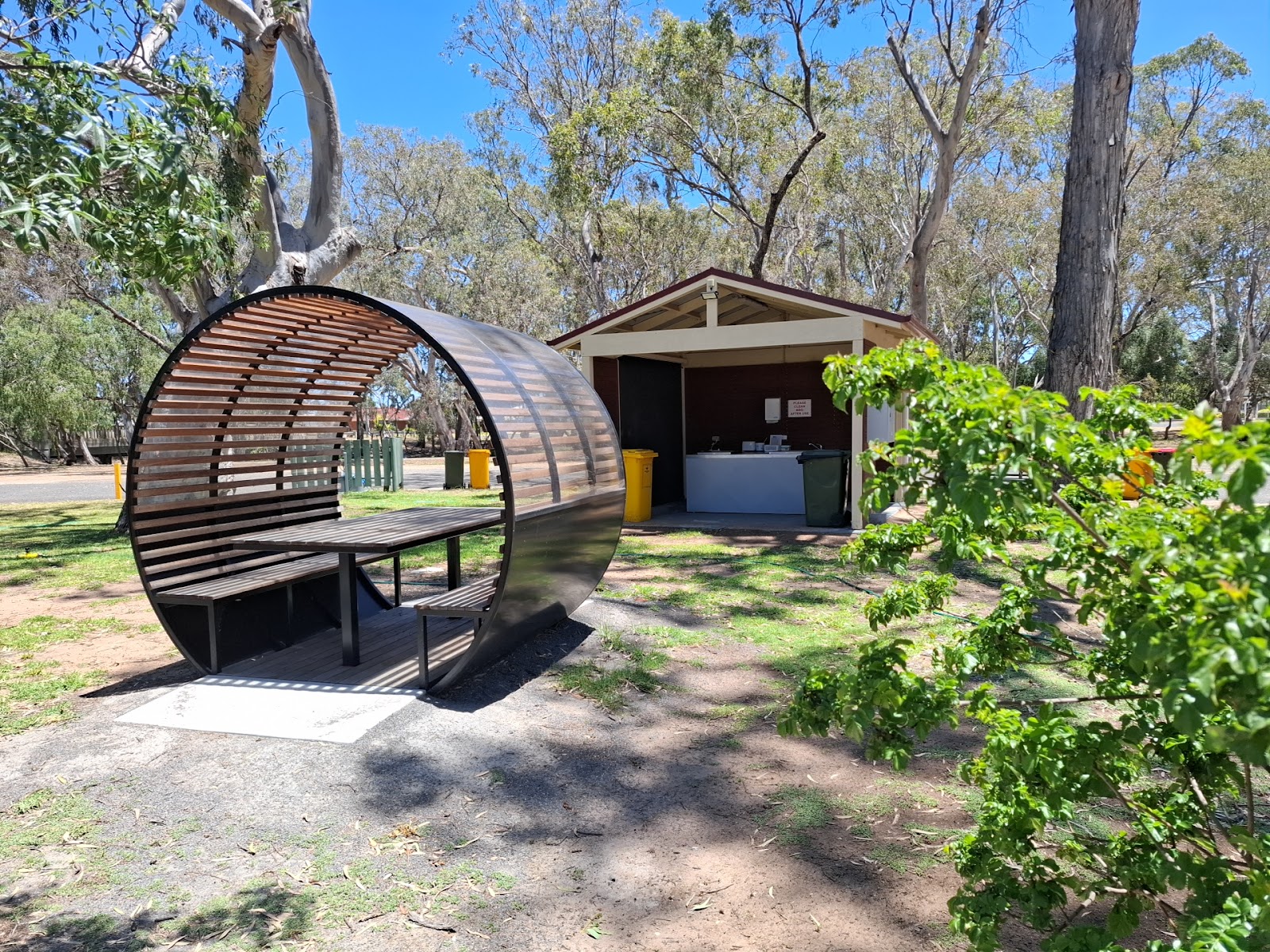 Warracknabeal Caravan Park 3