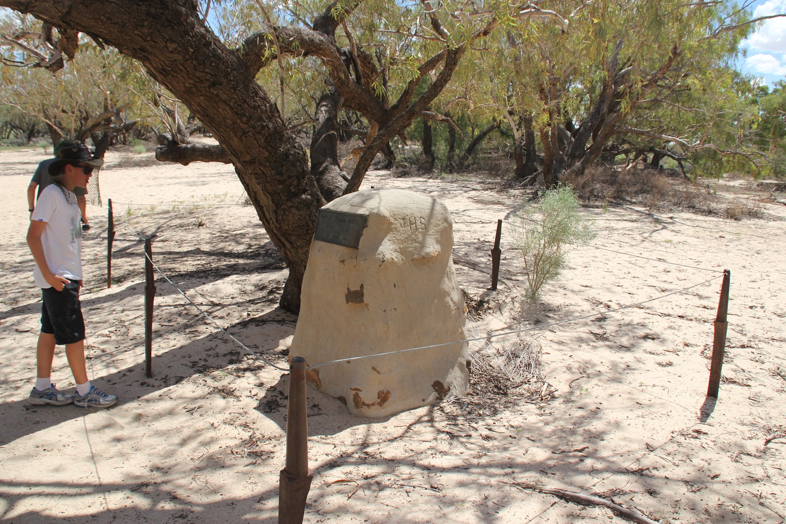 Burke's Grave Site 3