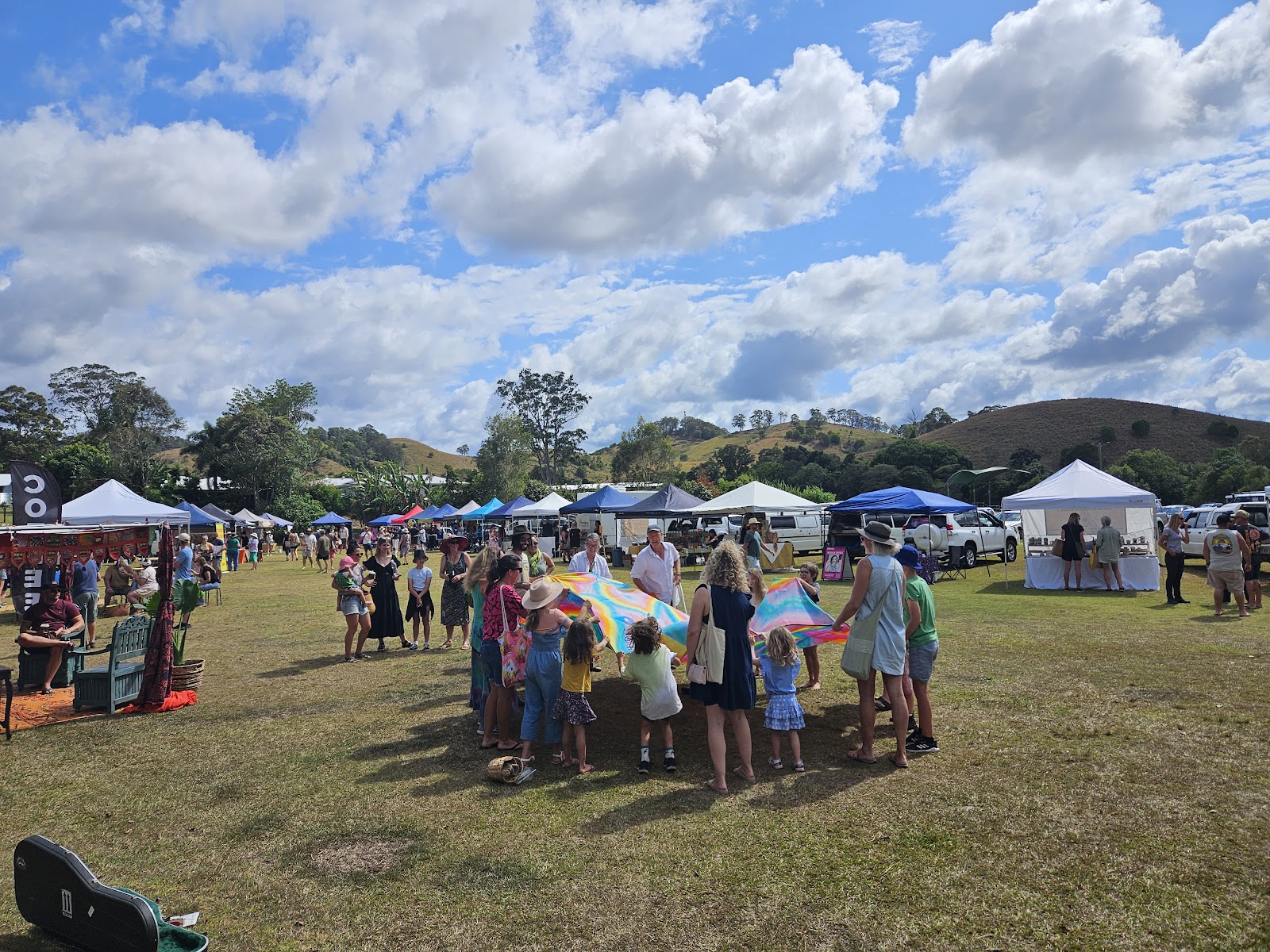 Kin Kin Oval 5