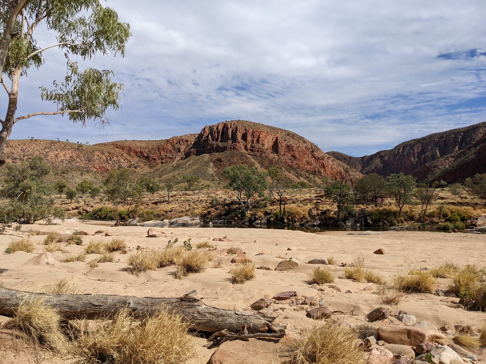 Ormiston Gorge Campground - Tjuta NP 2