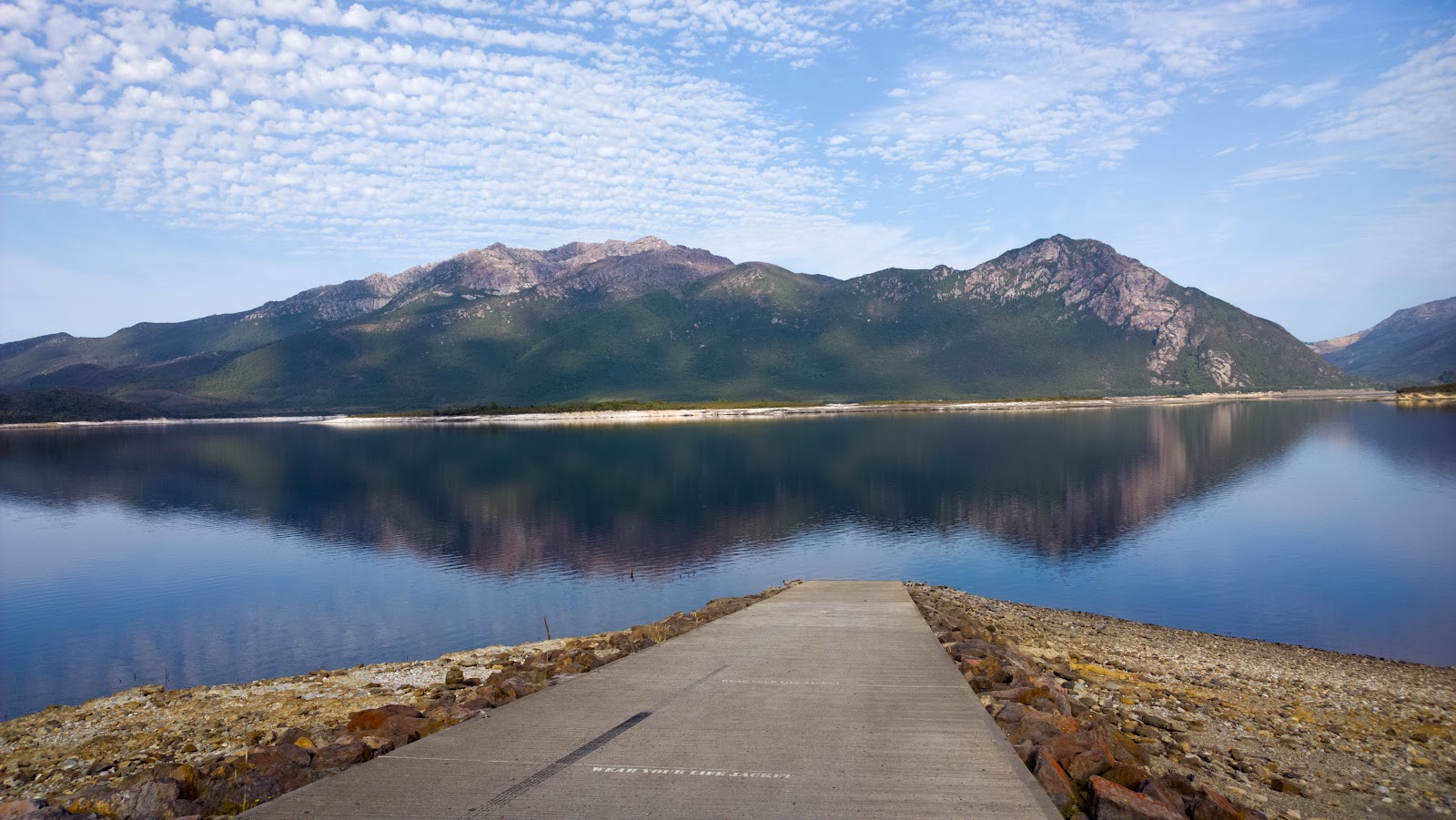 Lake Burbury Camping Ground 4