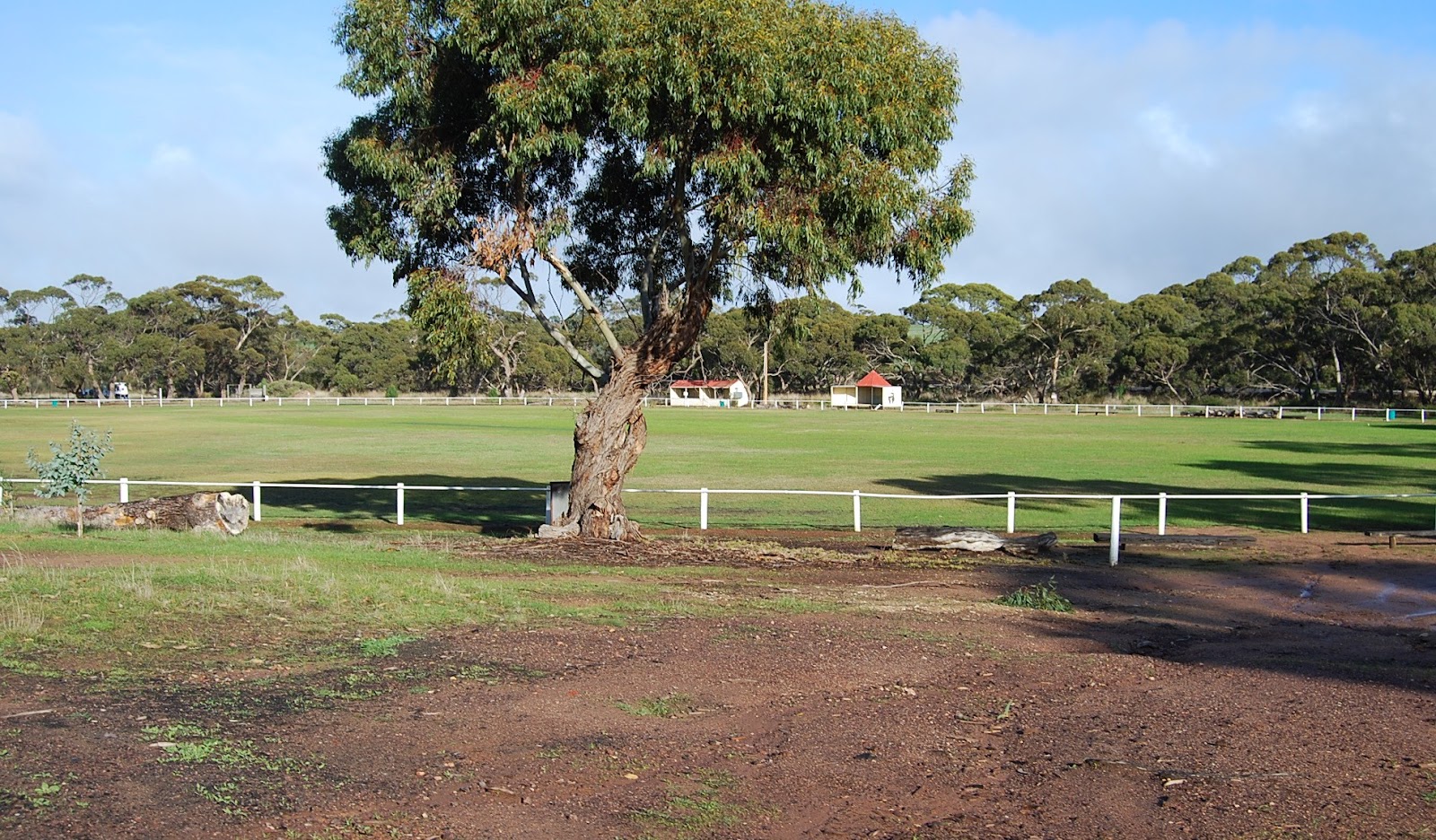Yallunda Flat Showgrounds and Recreational Facilities 2