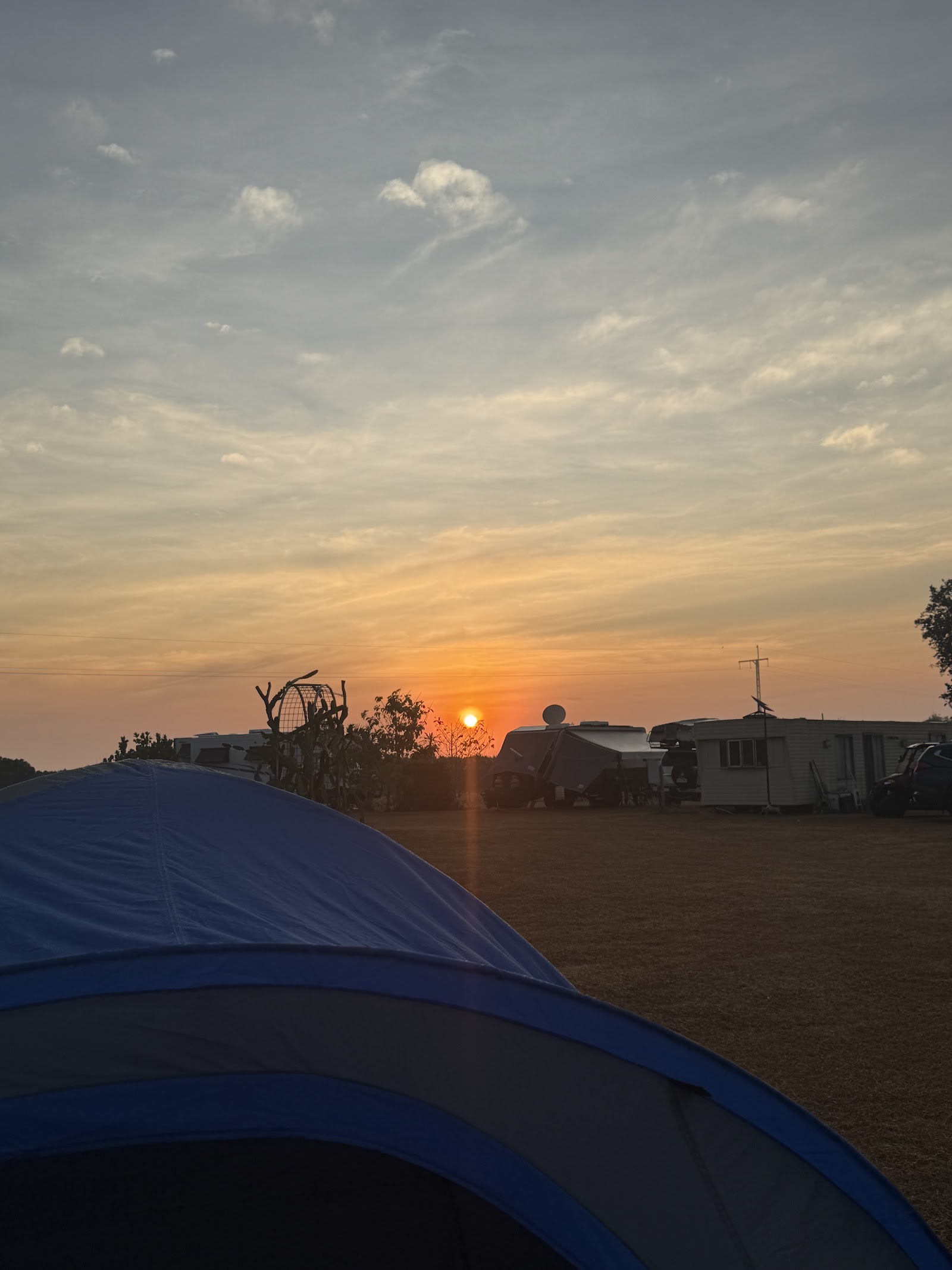 TwoJays Cara, Camp & Cabins 2