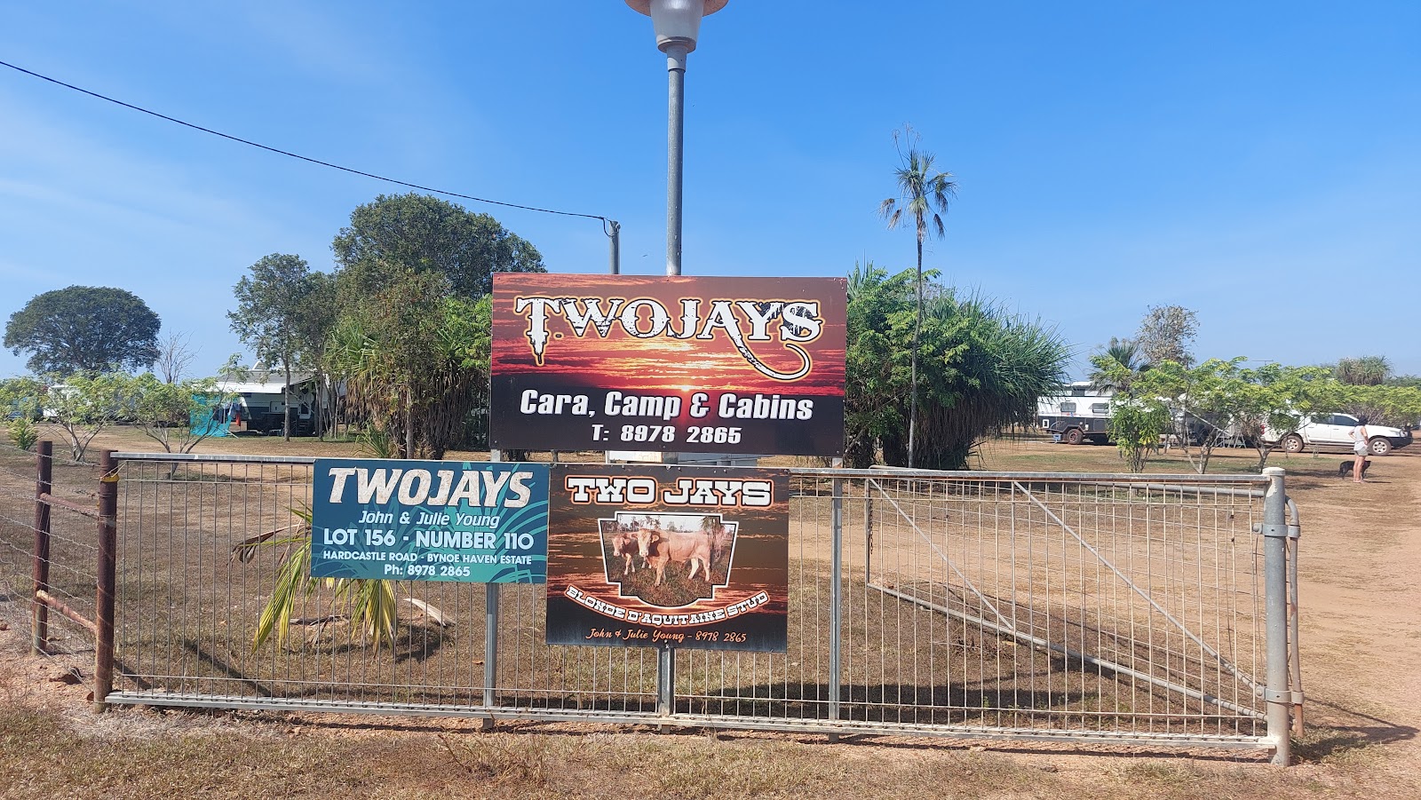 TwoJays Cara, Camp & Cabins 3