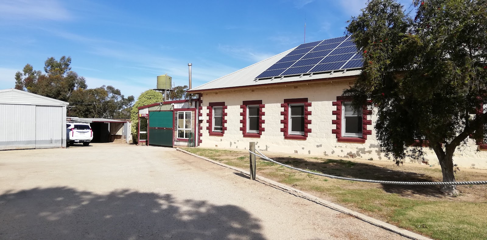 Darke Peak Hotel Camping 5