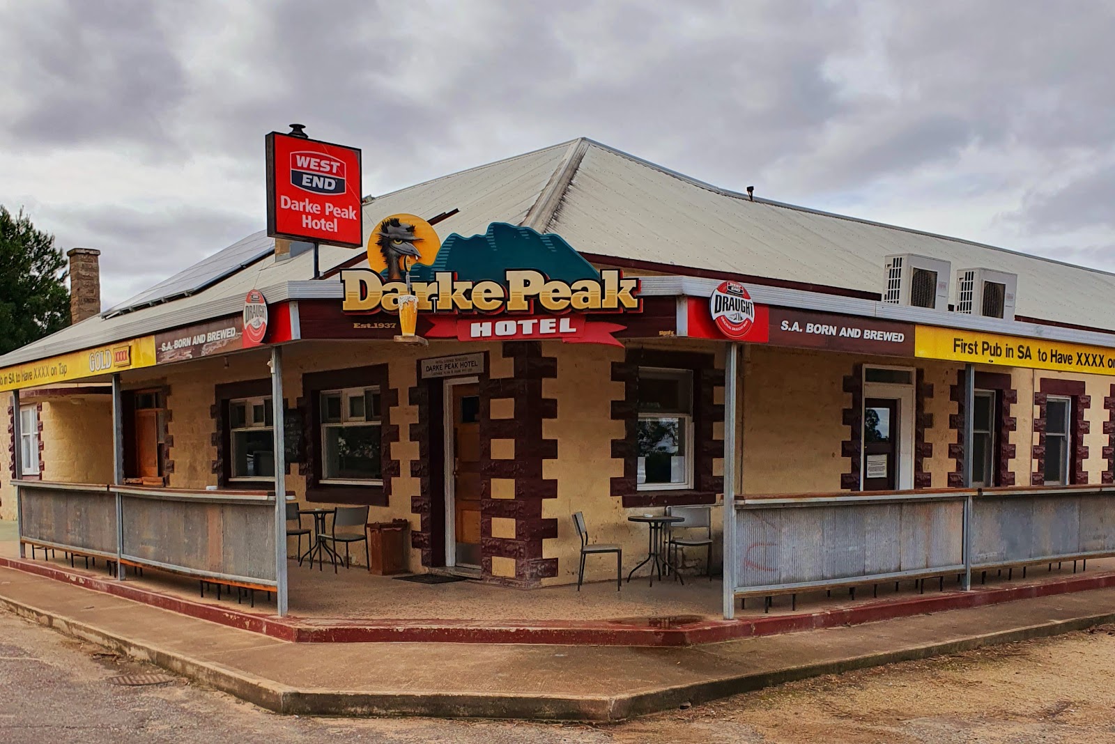 Darke Peak Hotel Camping 8