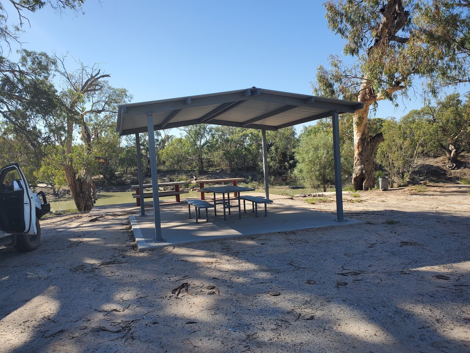 Burke And Wills Campground 3