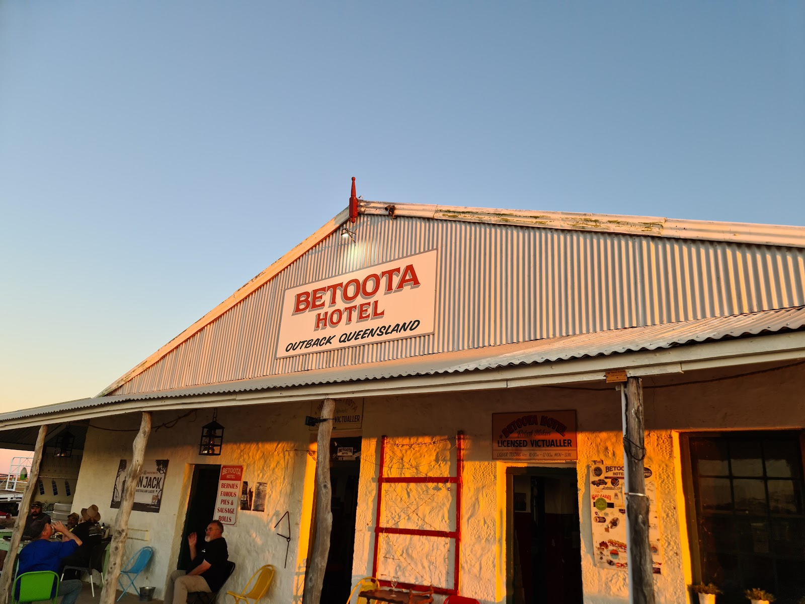 Betoota Hotel 2