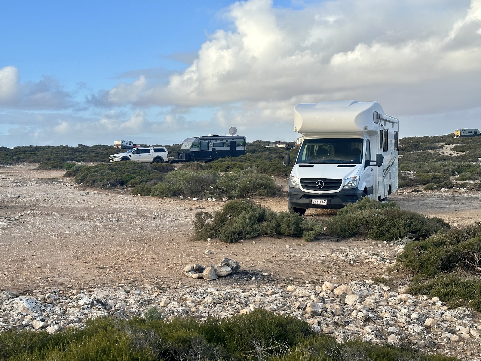 13km peg Eyre Hwy Parking 3