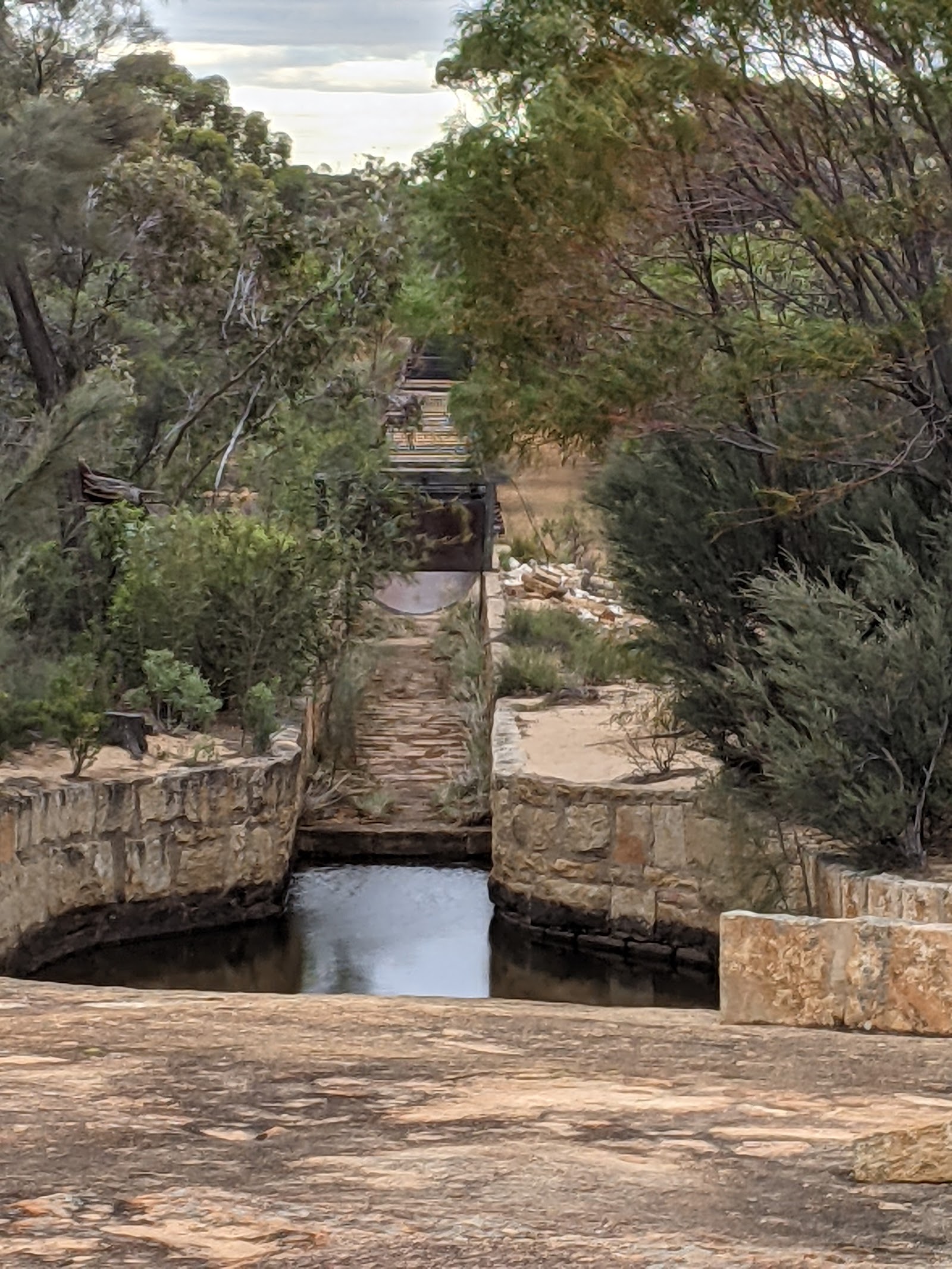 Karalee Rocks 2