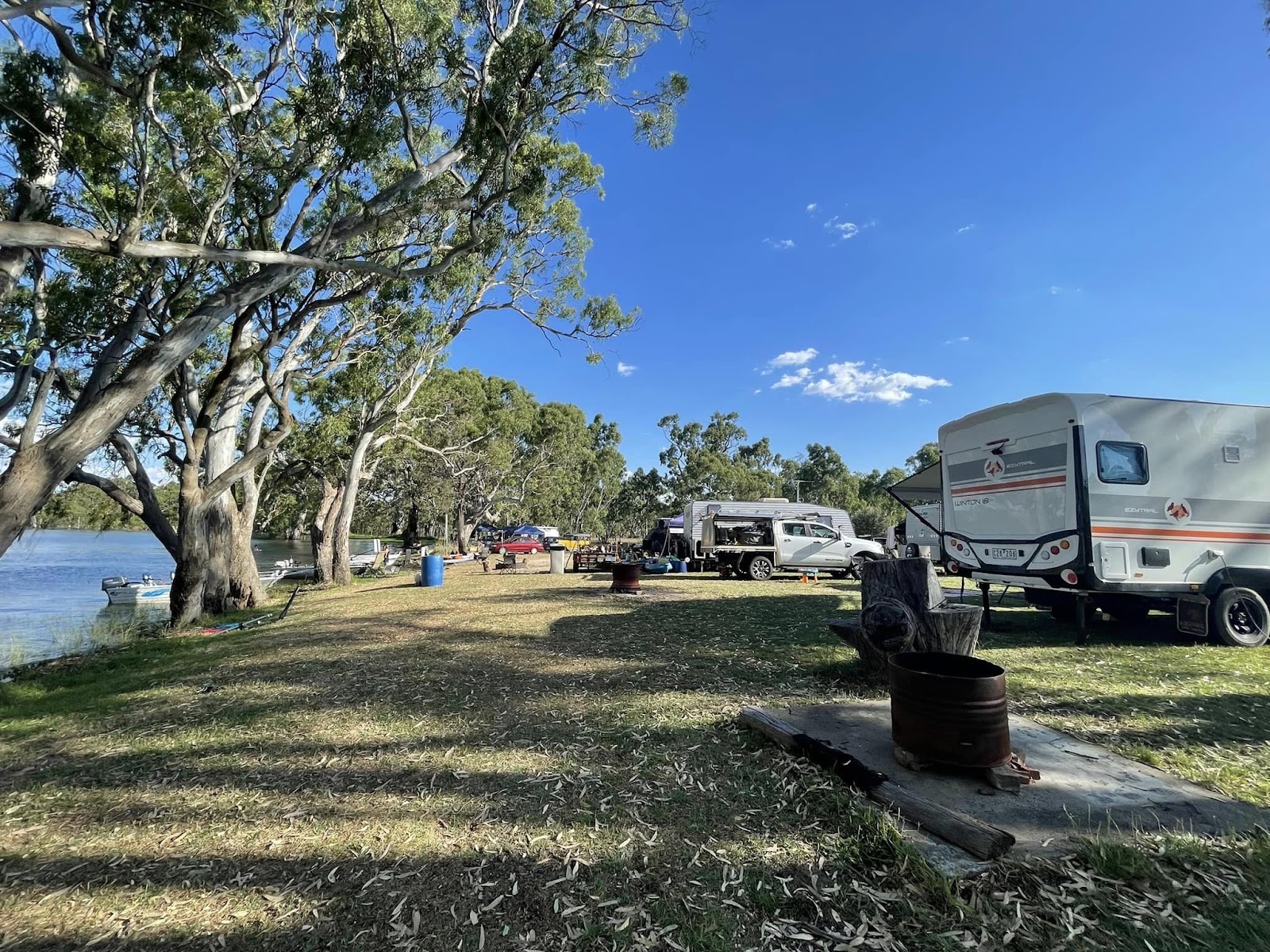Lake Charlegrark Caravan Park 2