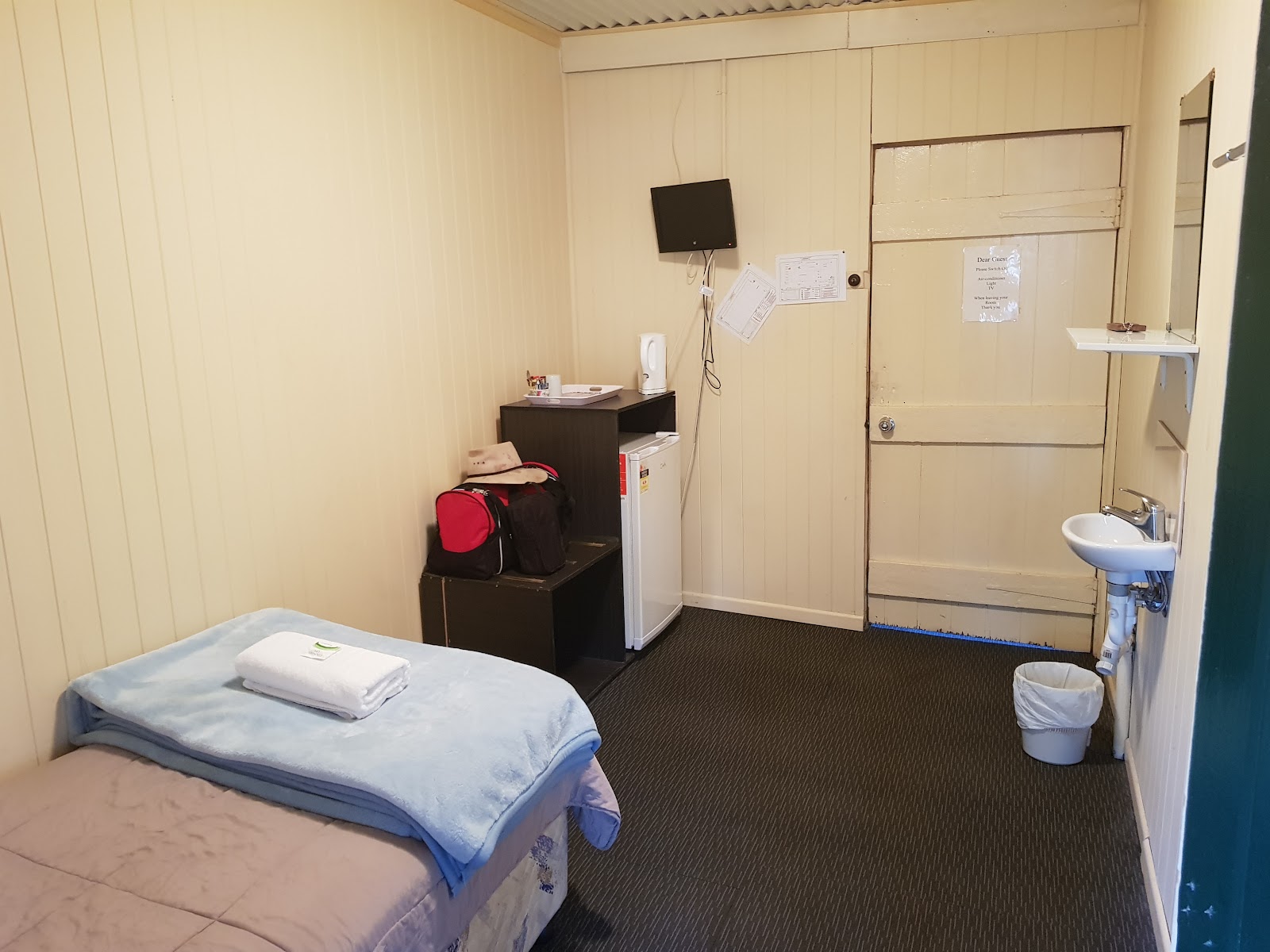 Duaringa Hotel 2