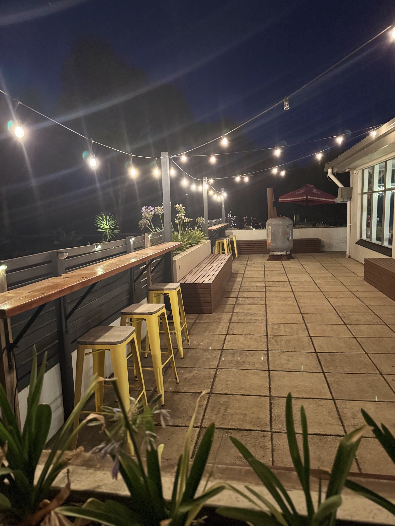The Bellum Hotel 12