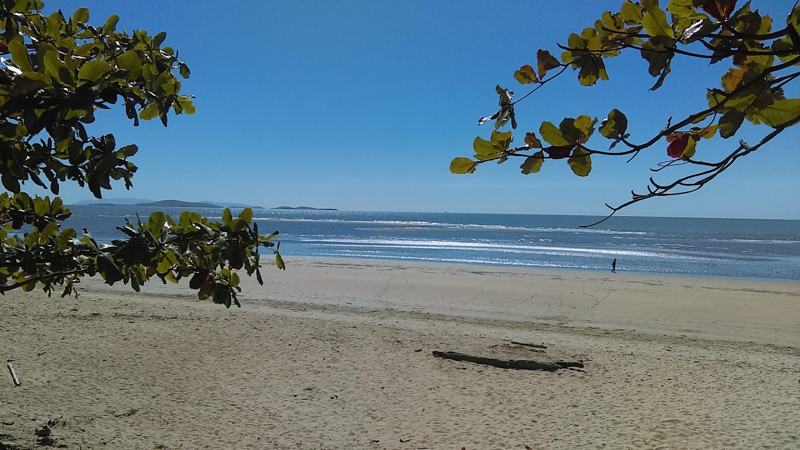 Saunders Beach 6