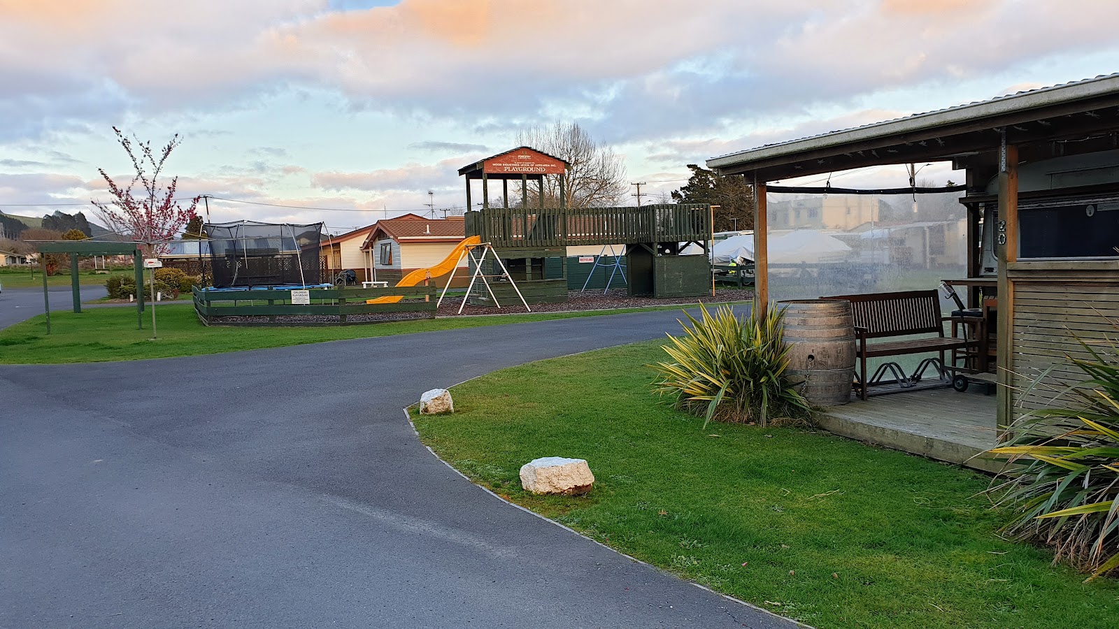 Affordable Willowhaven Holiday Park 7