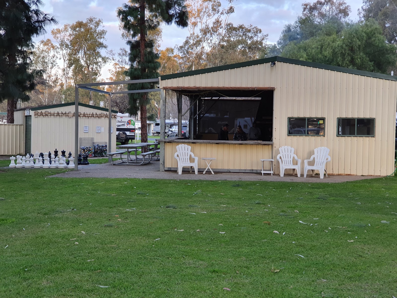 Barham Riverside Caravan Park 8
