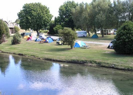 Blenheim Bridges Holiday Park 6
