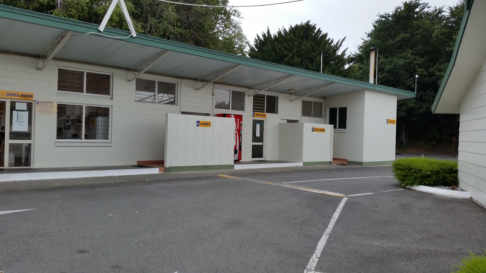 Blenheim Bridges Holiday Park 7