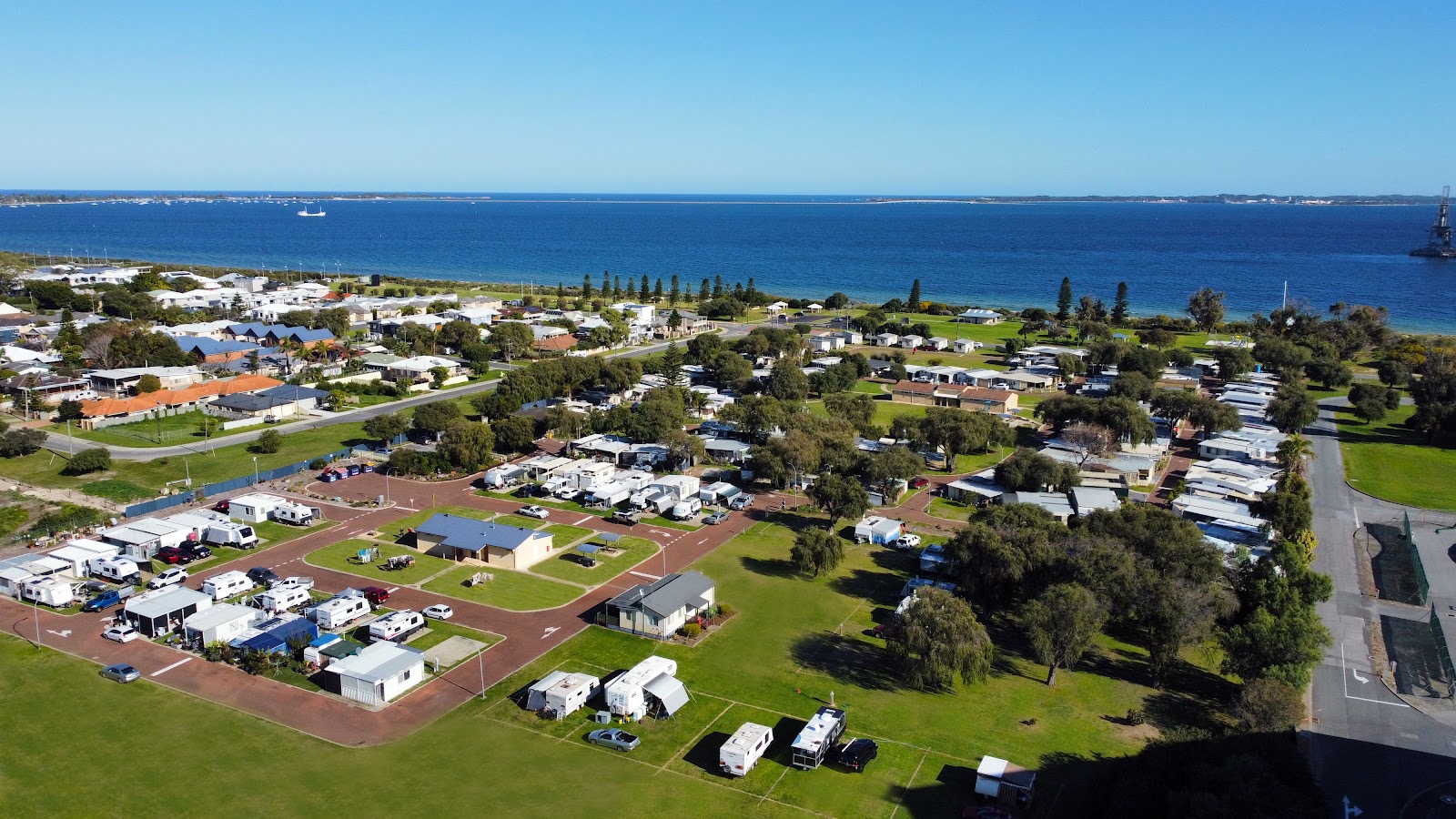Cee & See Caravan Park 7
