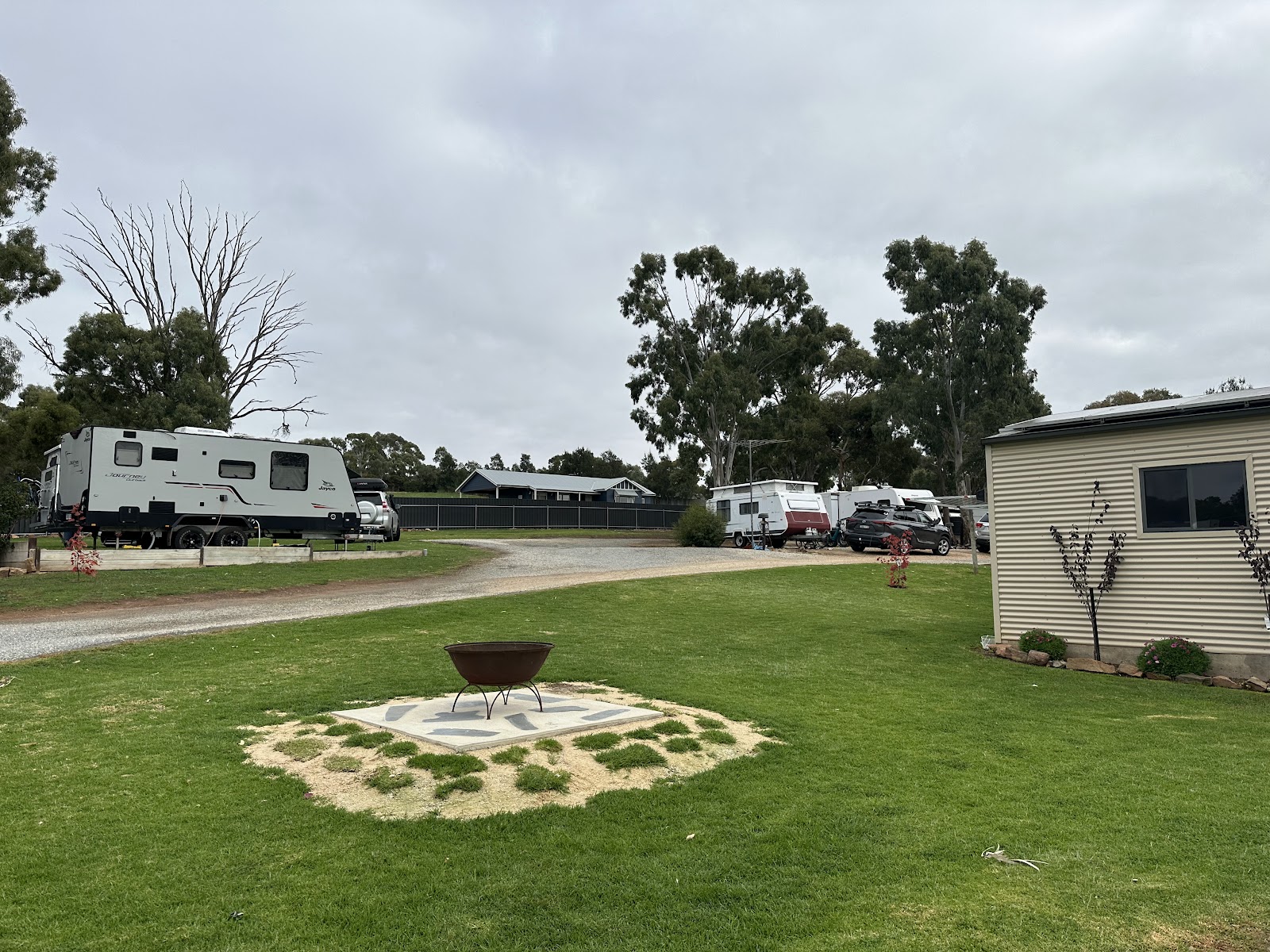 Clare Valley Caravan Park 3