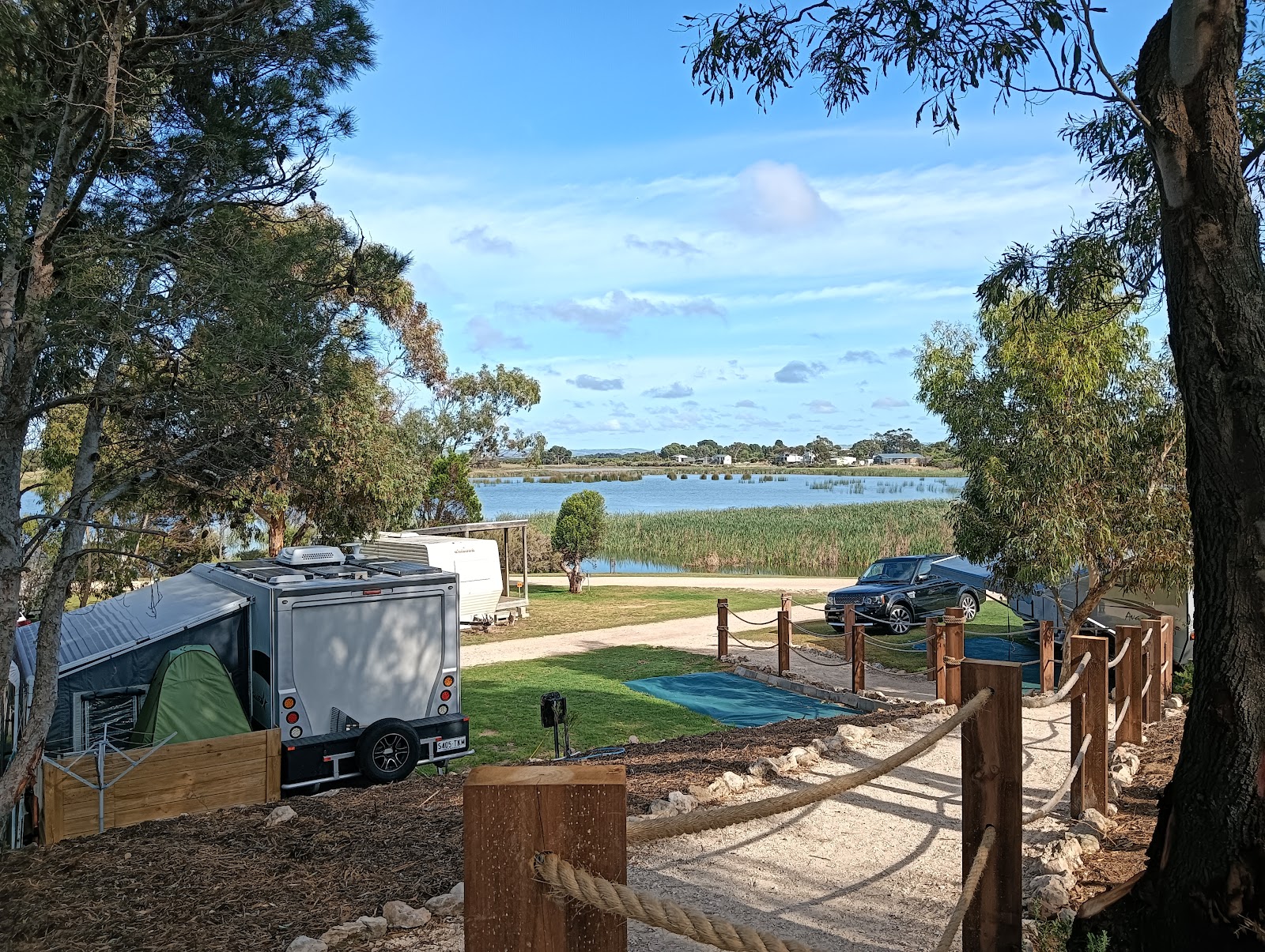 Clayton Bay Riverside Holiday Park 5
