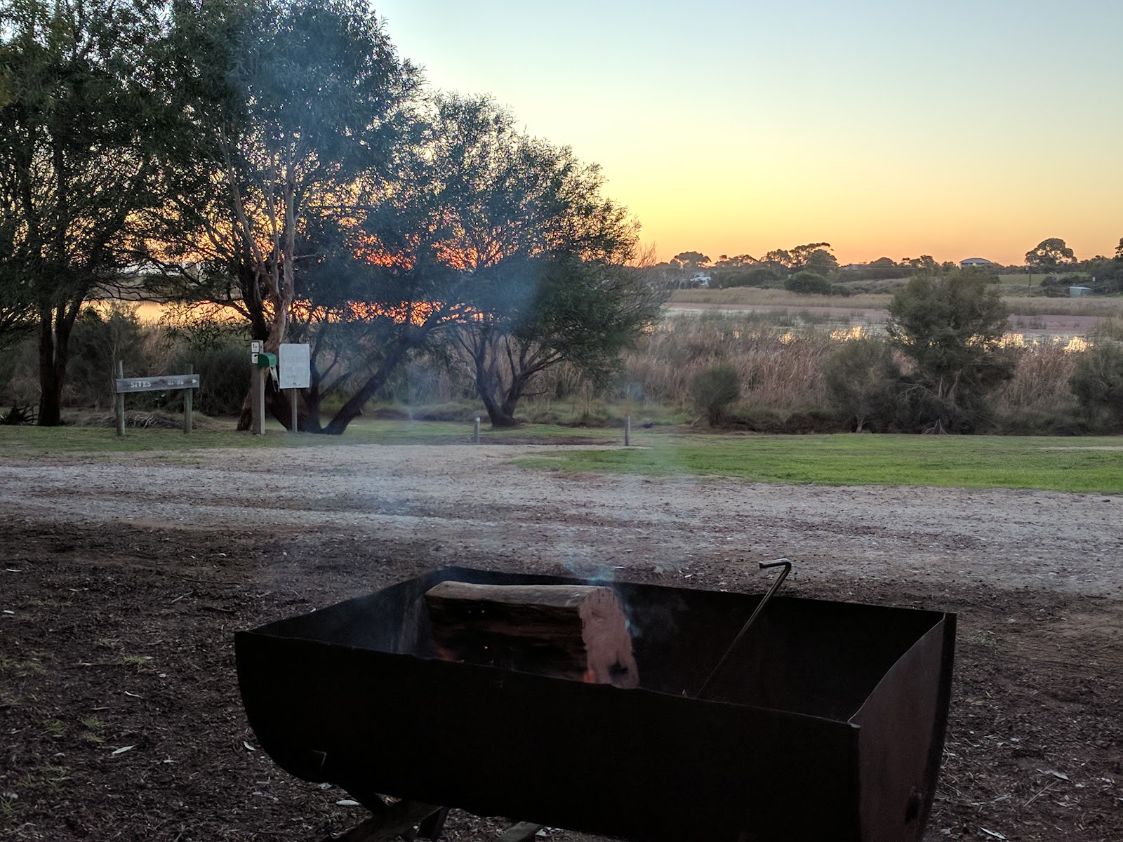Clayton Bay Riverside Holiday Park 9