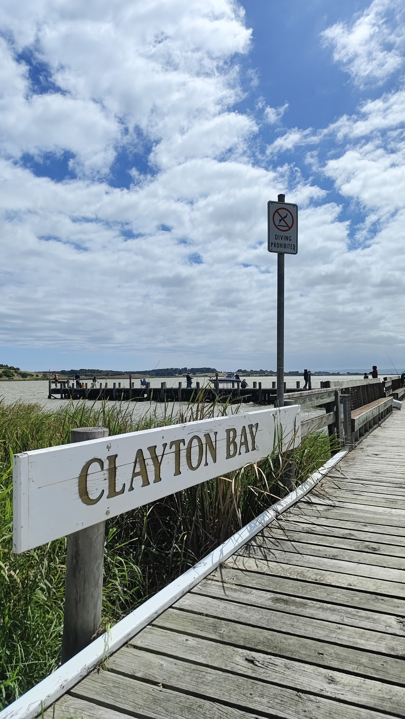 Clayton Bay Riverside Holiday Park 10