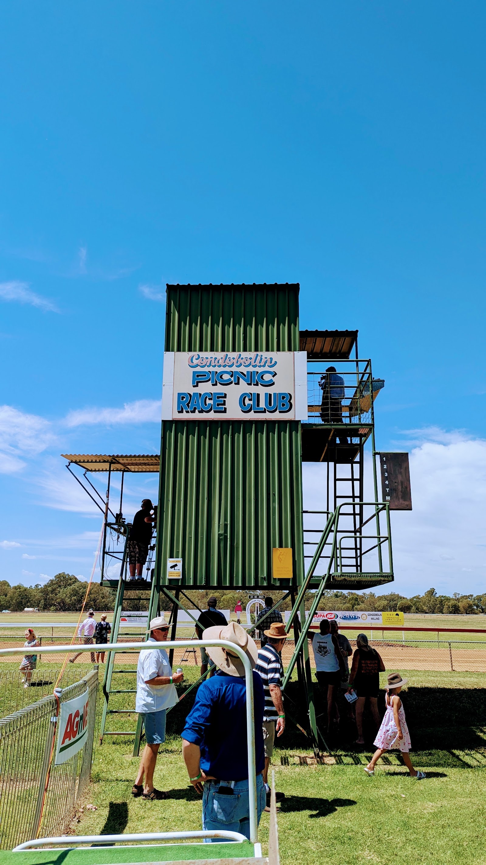 Condobolin Racecourse 2