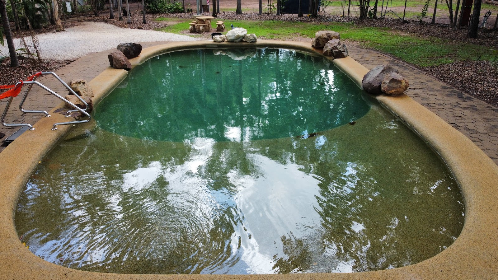 Coolalinga Tourist Park 2