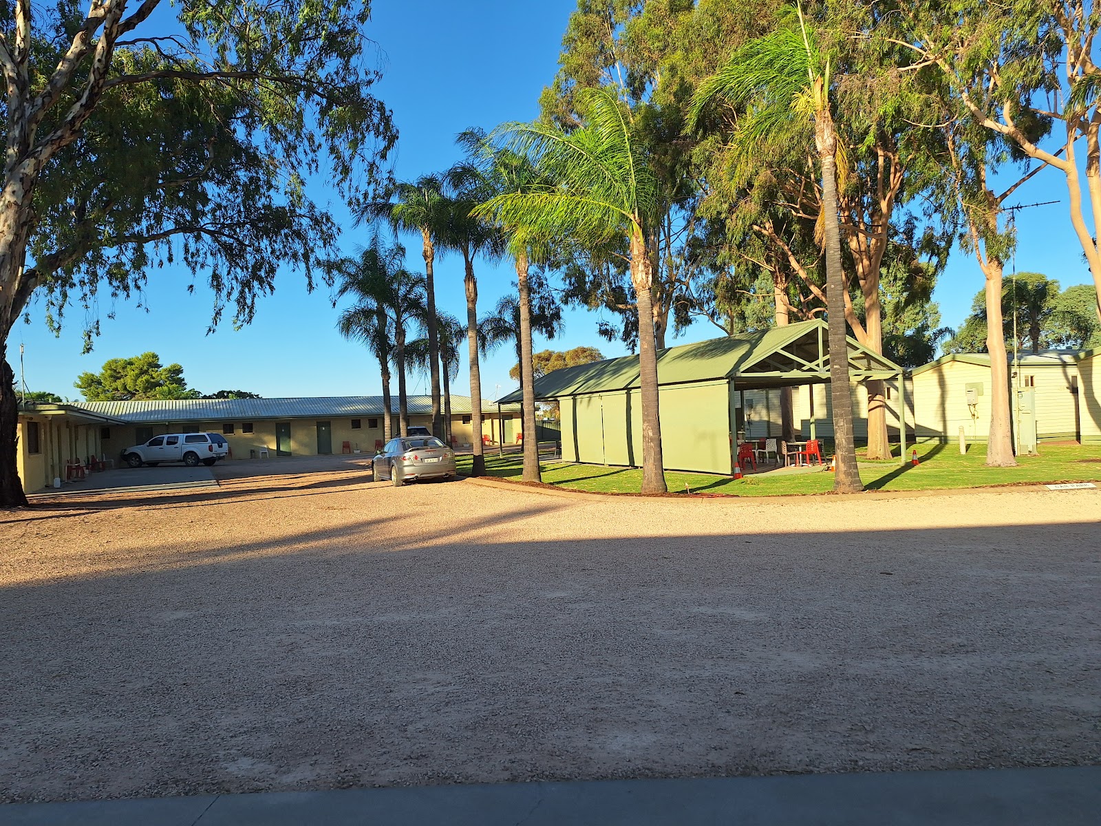 Coomealla Motel and Caravan Park Resort 5