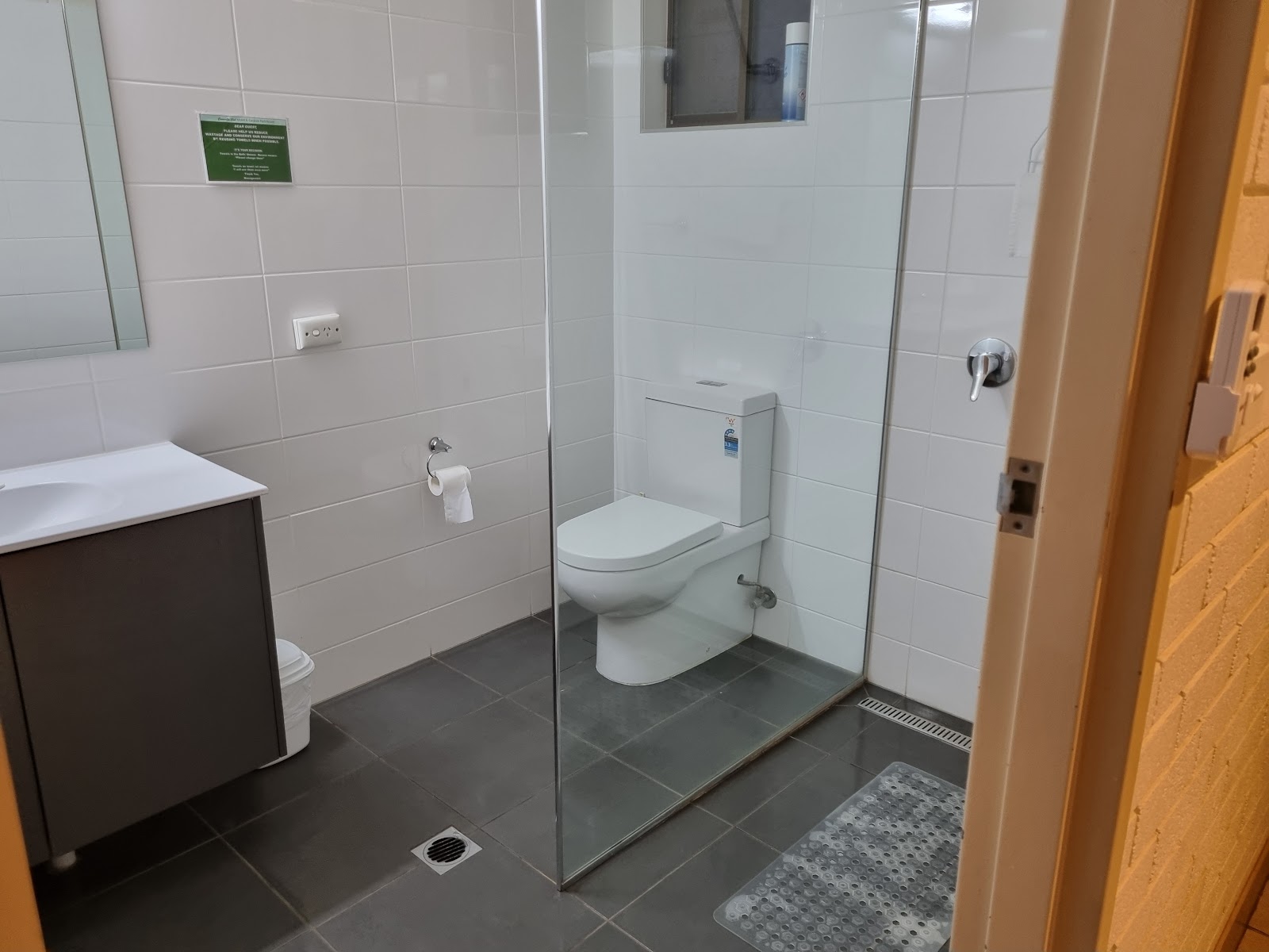 Coomealla Motel and Caravan Park Resort 9